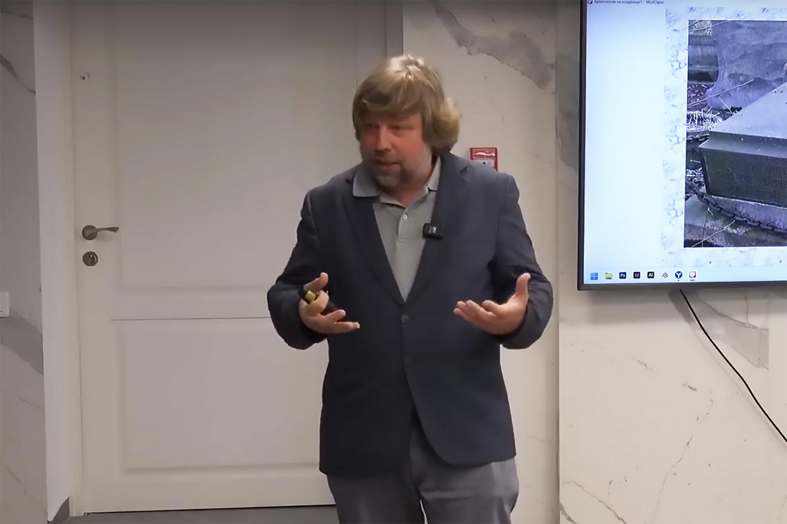 Lengyelország kiadhatja Ukrajnának a körözött orosz régészt