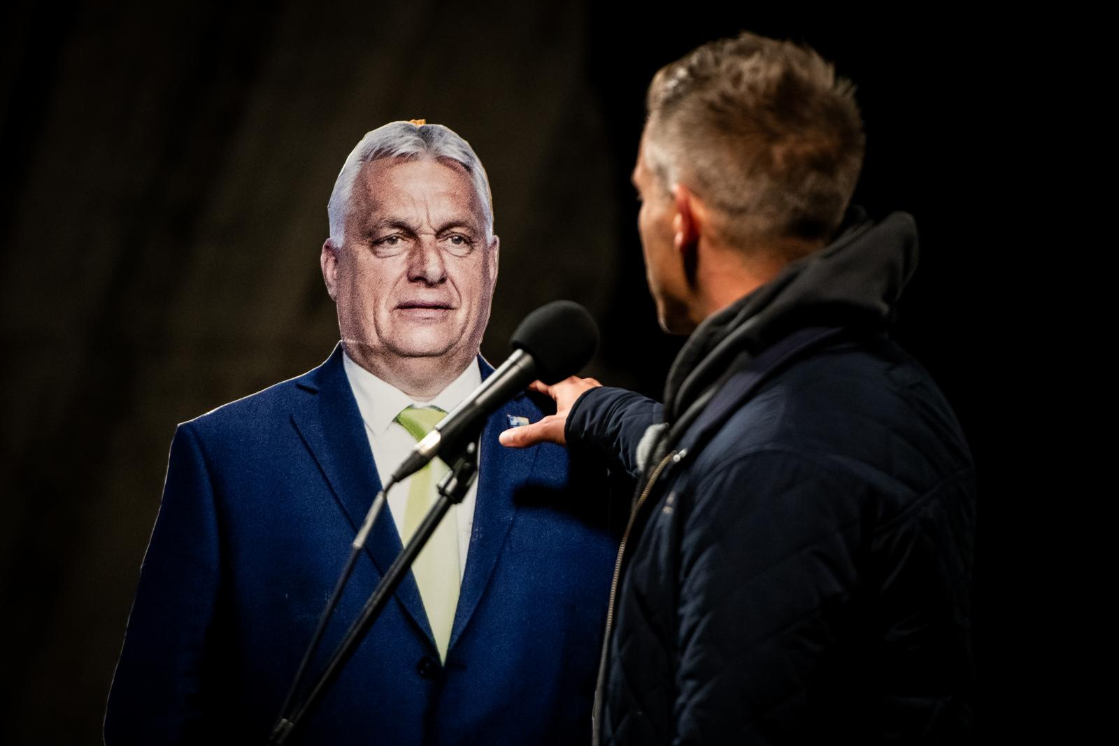 A Fideszen már a trükk sem fog segíteni, a Tisza Párt hatástalanította a kétharmados fegyvert