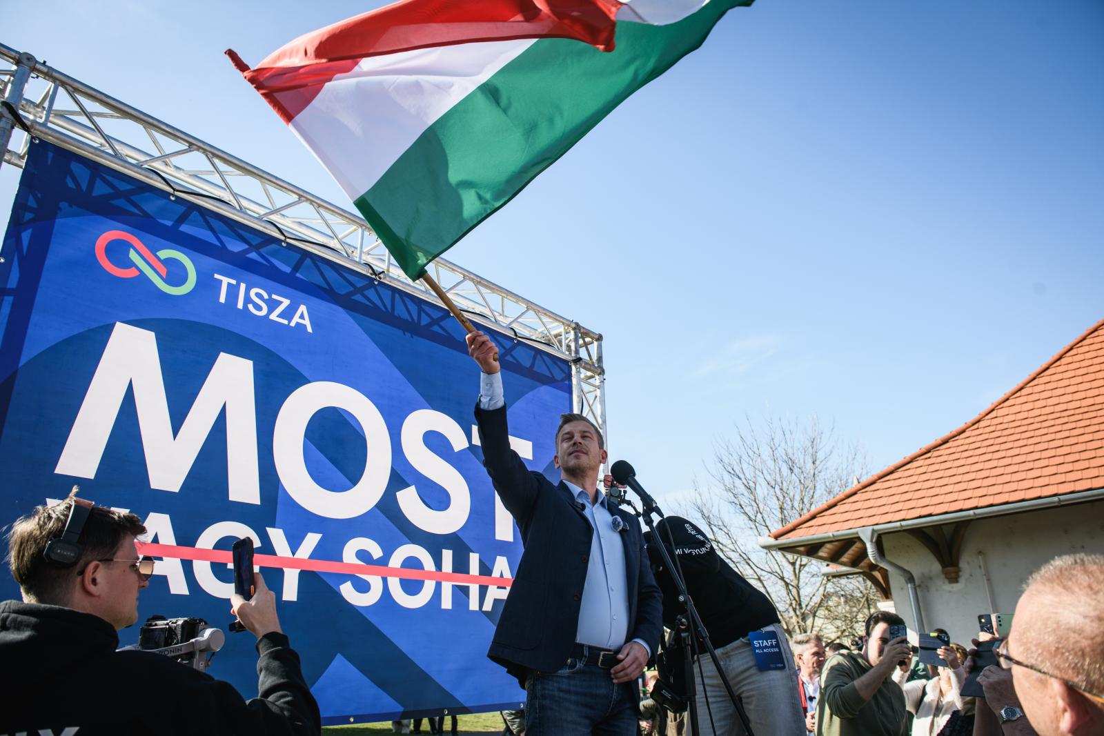 Már több mint 50 ezren vettek jegyet a Magyar Péterről szóló dokumentumfilmre