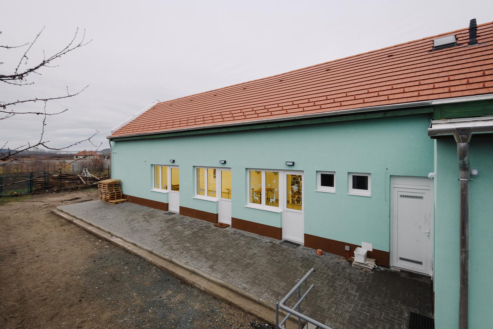 Száz-kétszáz forintokból gyűlt össze több tízmillió, hogy Kerecsenden a hátrányos helyzetűeknek legyen egy közösségi házuk