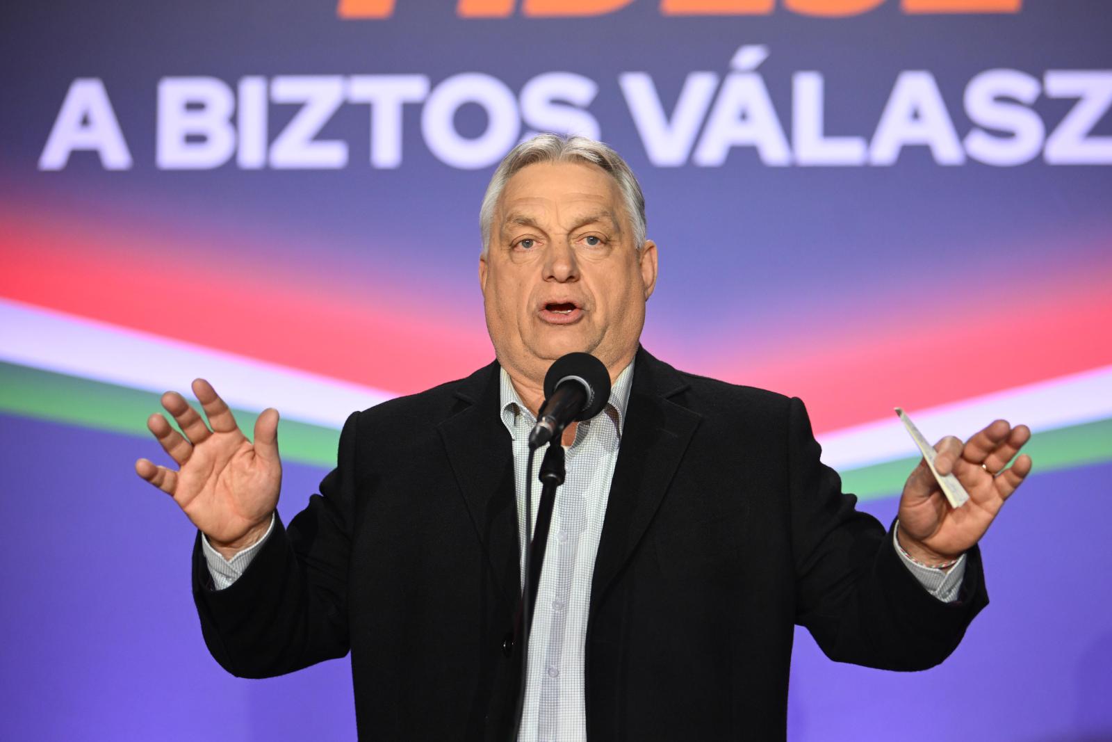Orbán Viktor Szentendrén: Ukrajna, Ukrajna, háború, háború