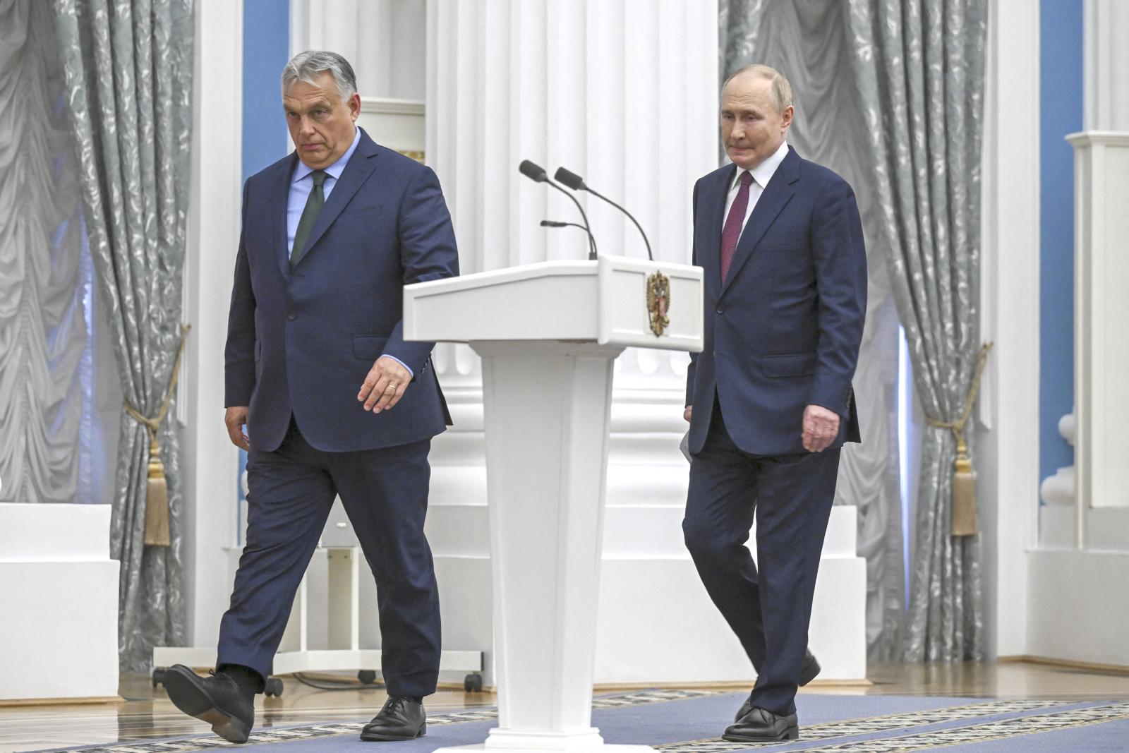 The Washington Post: Az orosz külföldi hírszerzés azt javasolta, hogy rendezzenek meg egy merényletkísérletet Orbán Viktor ellen