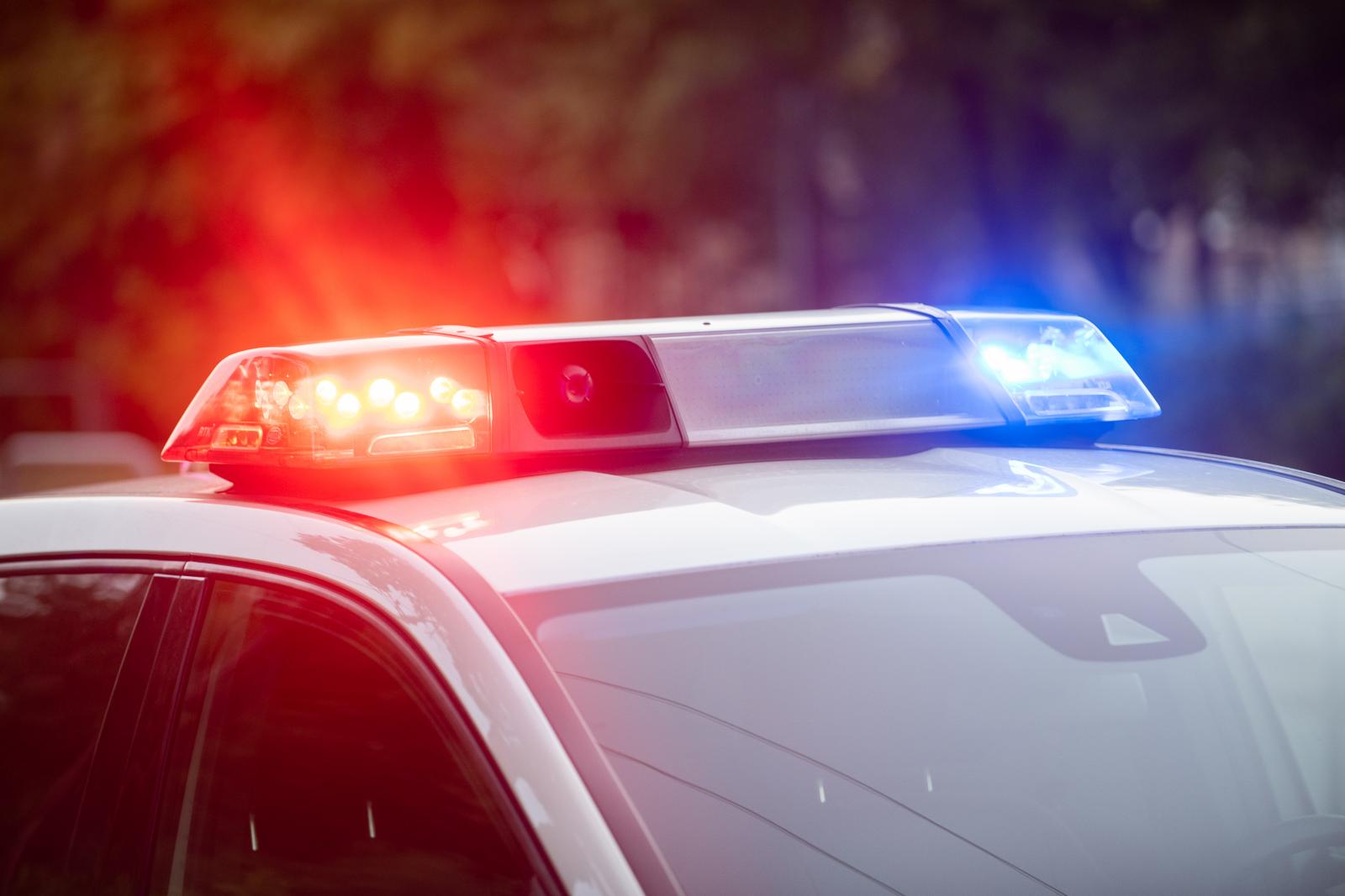 Baltával és bottal támadtak hárman egy férfira Csörögön