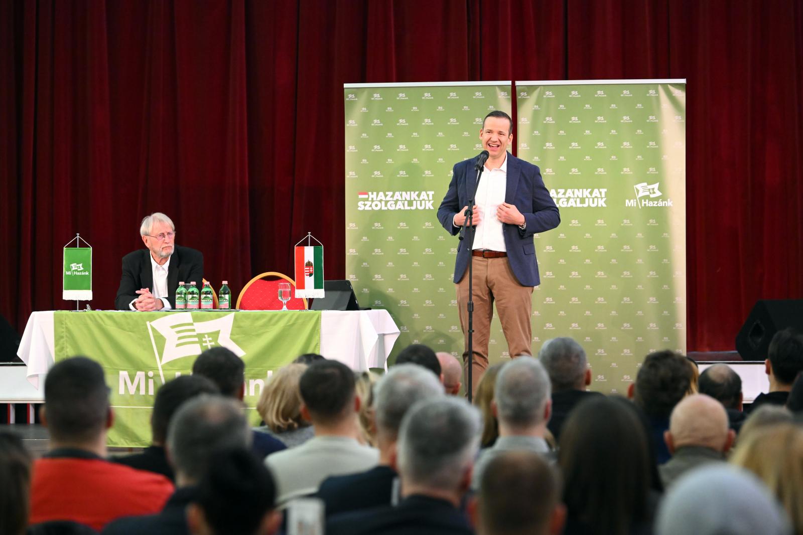 A szélsőjobbon is keresik a Fidesz alternatíváját