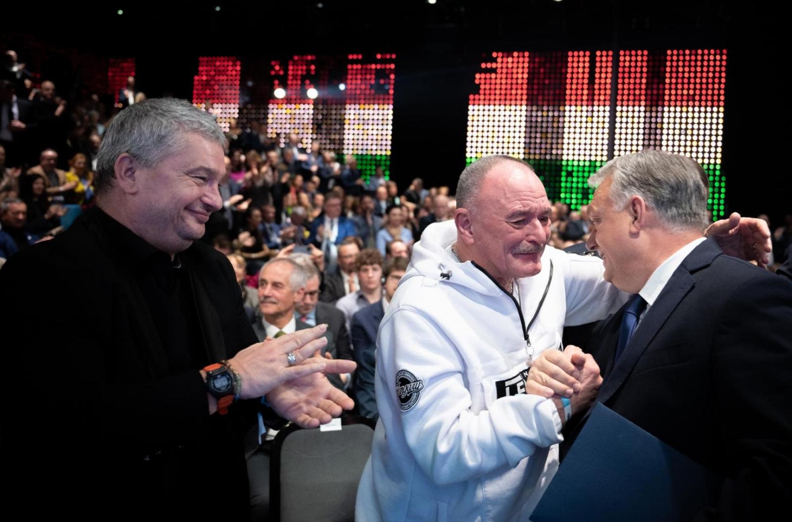 Nagy Feró a kiszivárgott DPK-szerződésről: Sajnos ez a pénz csak papíron van, nem a zsebemben