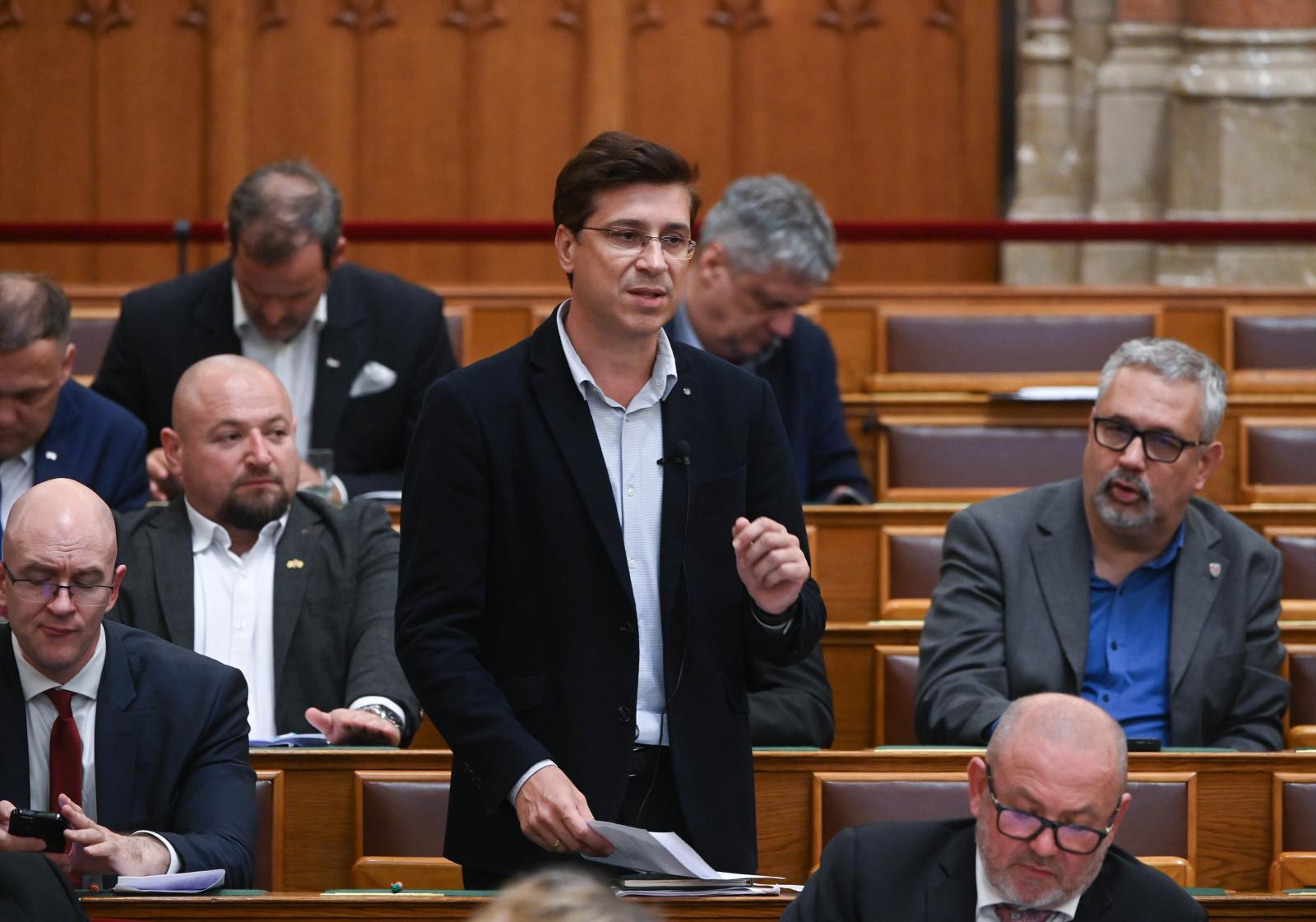 Újabb jobbikos, ezúttal Lukács László György frakcióvezető lépett vissza a képviselőjelöltségtől