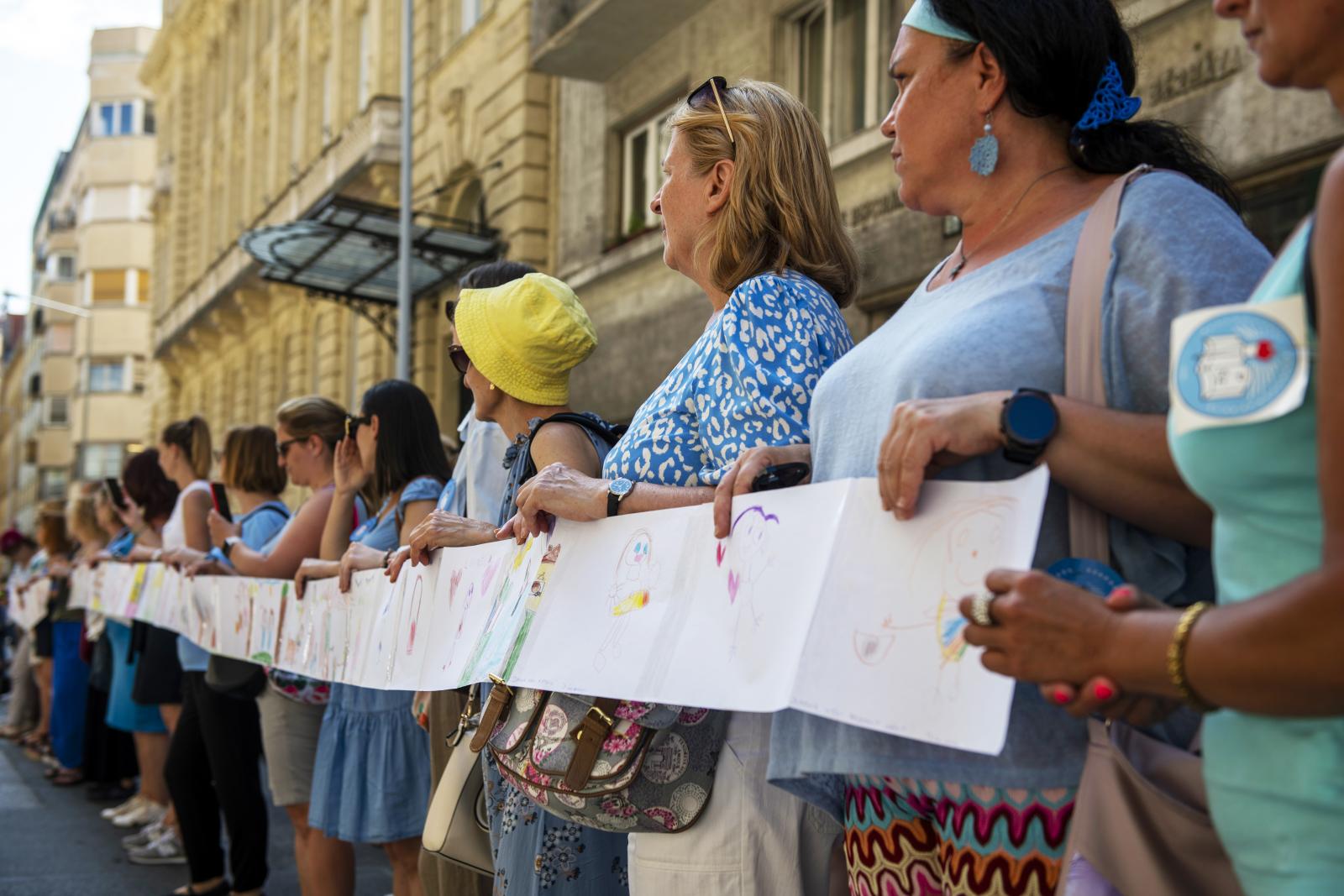 Nincs költségvetési fedezet a nevelést-oktatást segítő iskolai és óvodai dolgozók bérrendezésére, a PDSZ megkezdi a sztrájk előkészítését
