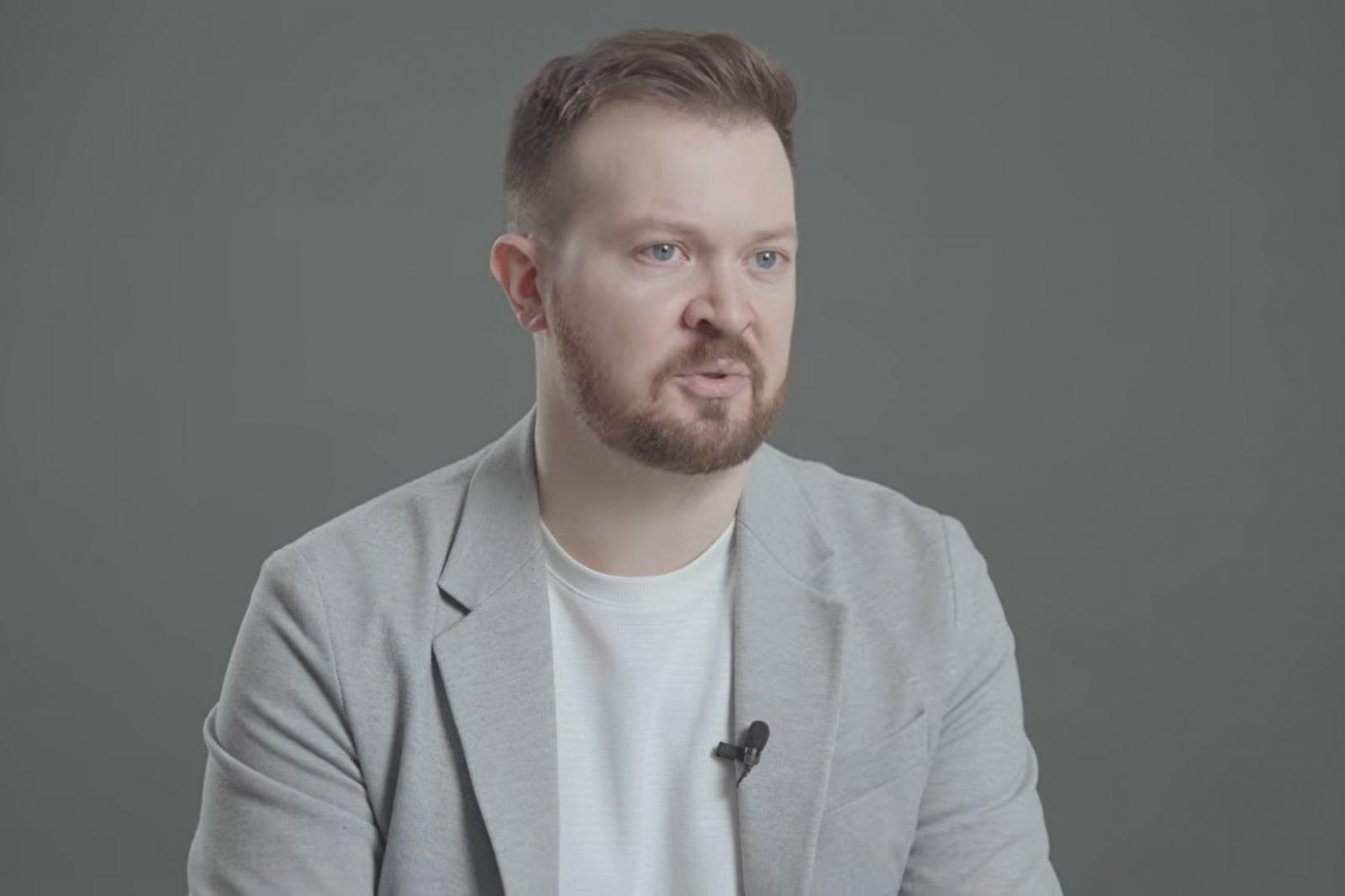 Mentálisan és fizikailag egyaránt fáradt a korábbi főnyomozó, aki kitálalt a Tisza Pártot célzó titkosszolgálati akcióról