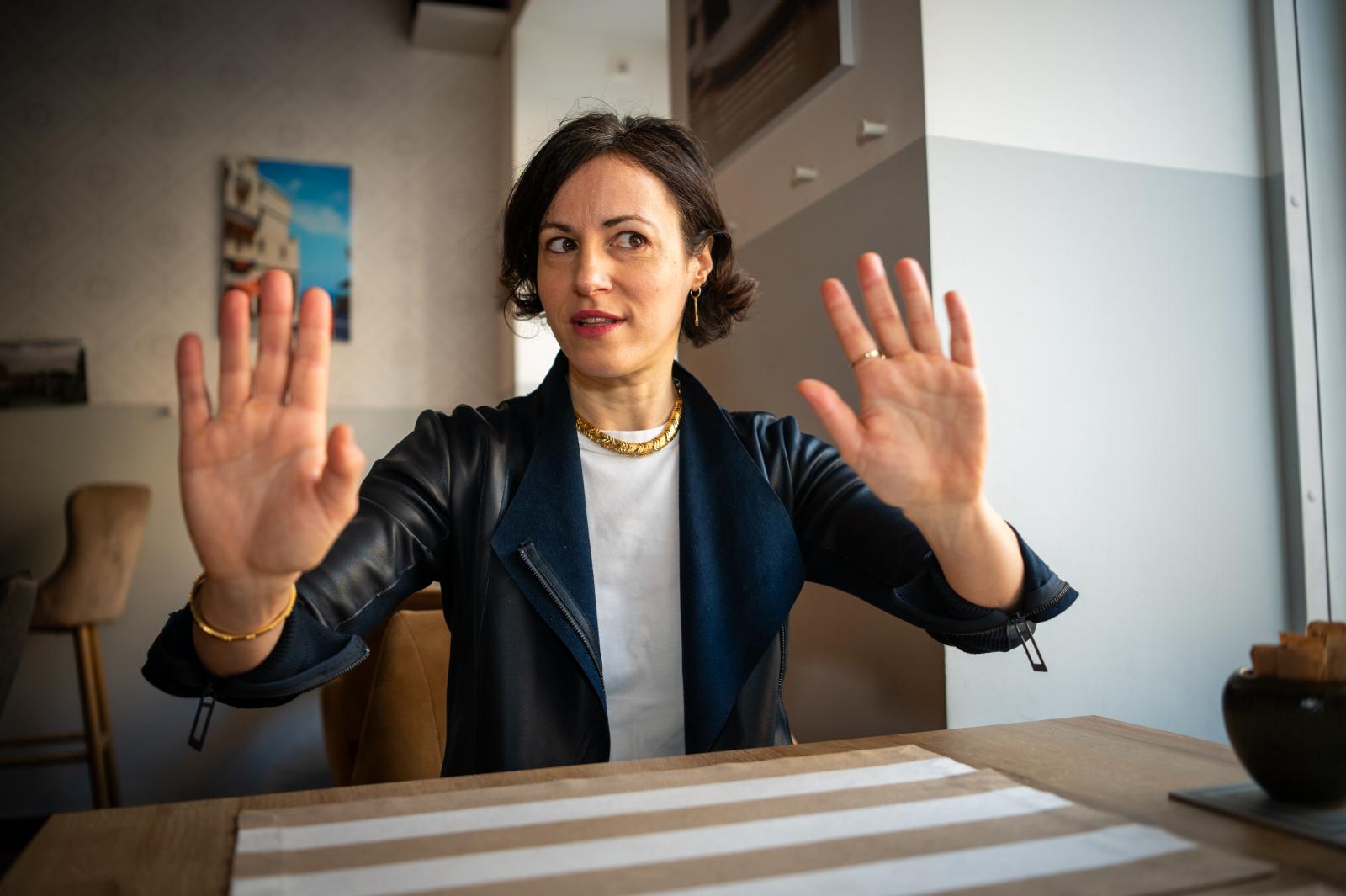 Dermesztő hideg fenyeget az áradás után, demokratikus válsággá fajulhat egy szűk Tisza-győzelem