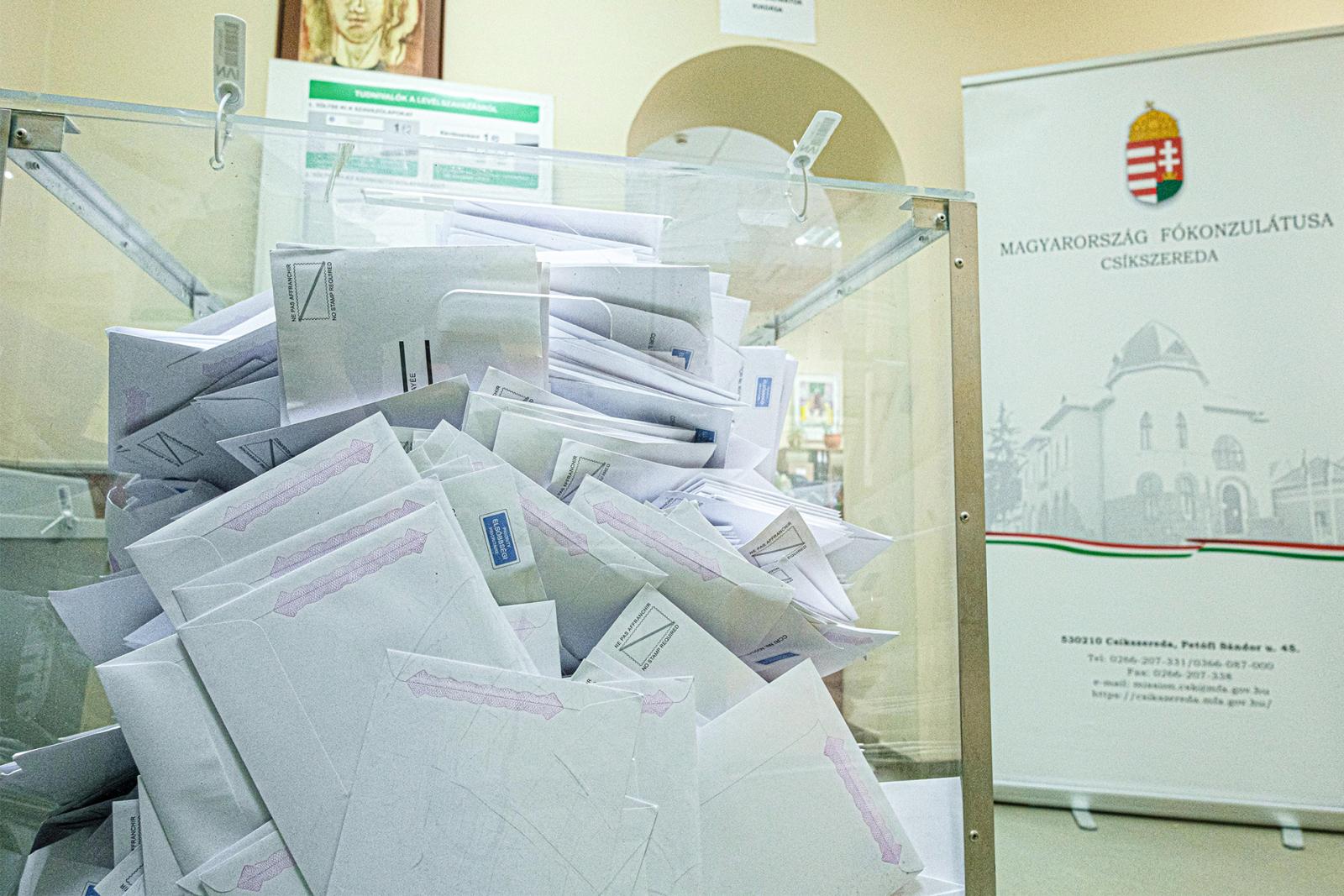 A levélszavazás ellenőrzésére toboroznak választási megfigyelőket Romániában