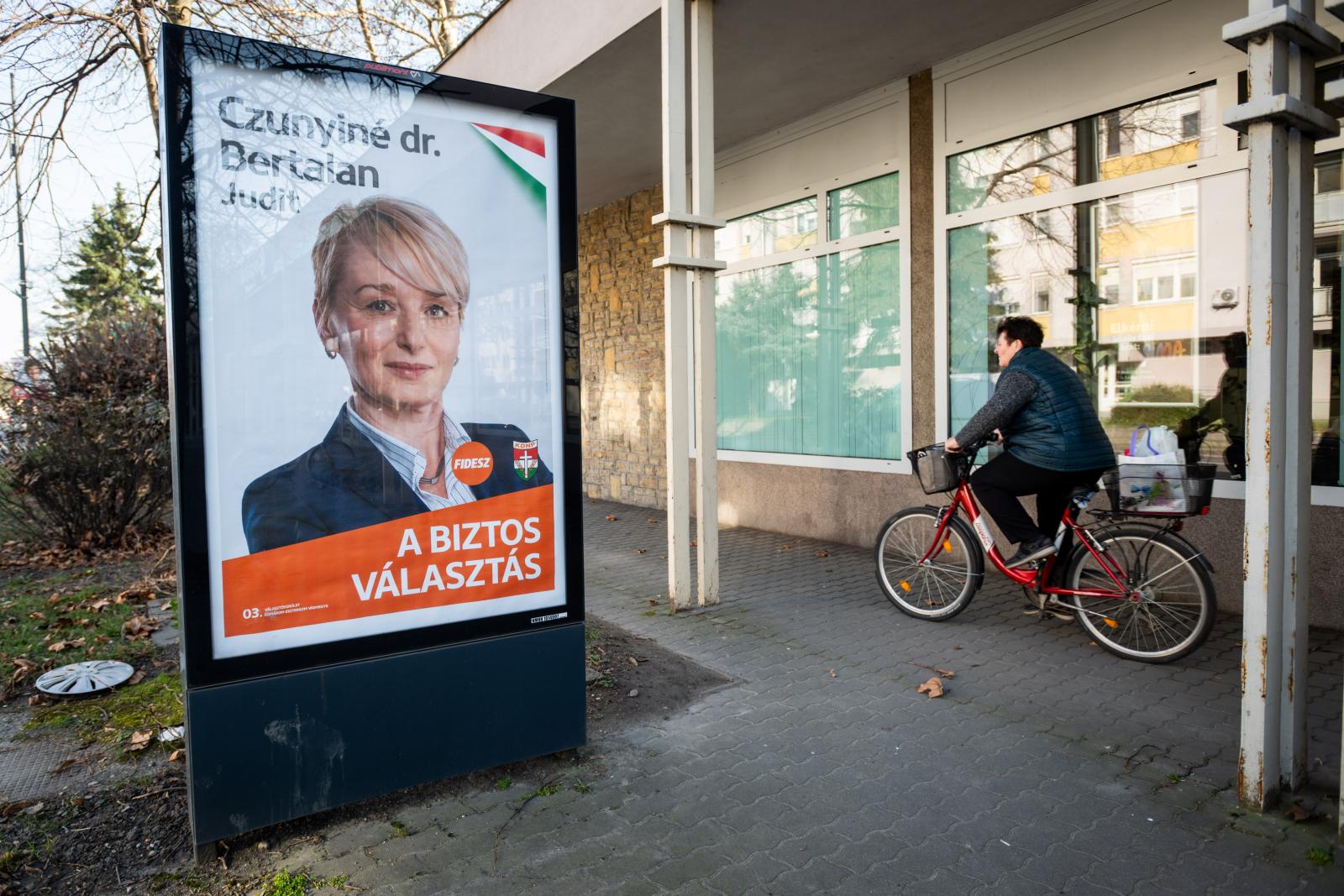 Hatvanhat körzetben számít fideszes győzelemre a Nézőpont Intézet