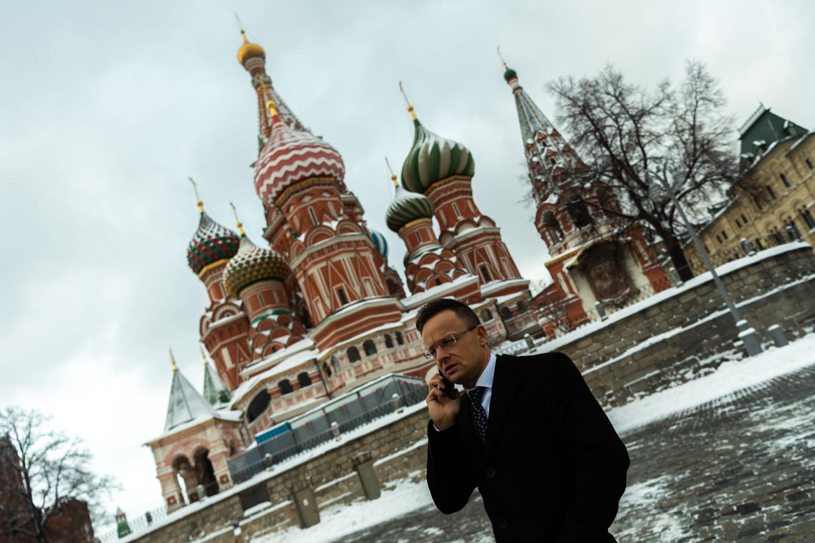 Szijjártó Péter úgy próbált megfelelni az oroszoknak, mint a stréber kisdiák, felmerülhet, hogy kémkedett az Európai Unió ellen