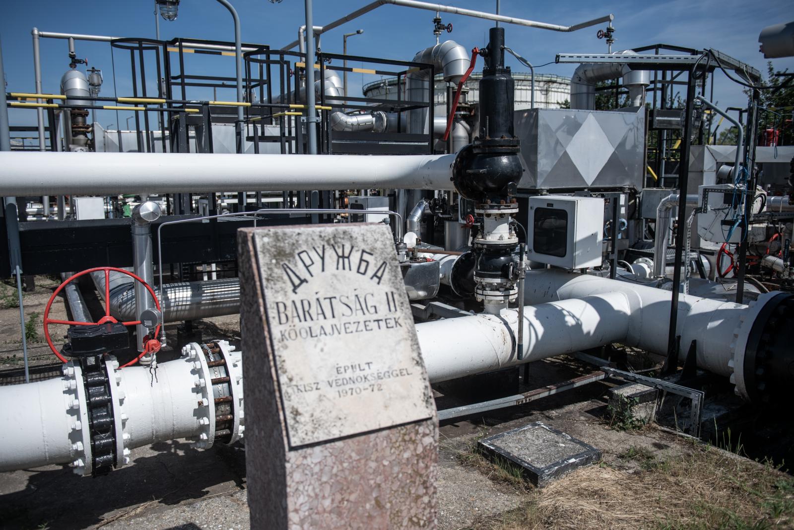 Kiírták a tendert, nemsokára kezdődhet a Barátság kőolajvezeték orosz dróntámadásban megrongálódott szivattyúállomásának a helyreállítása