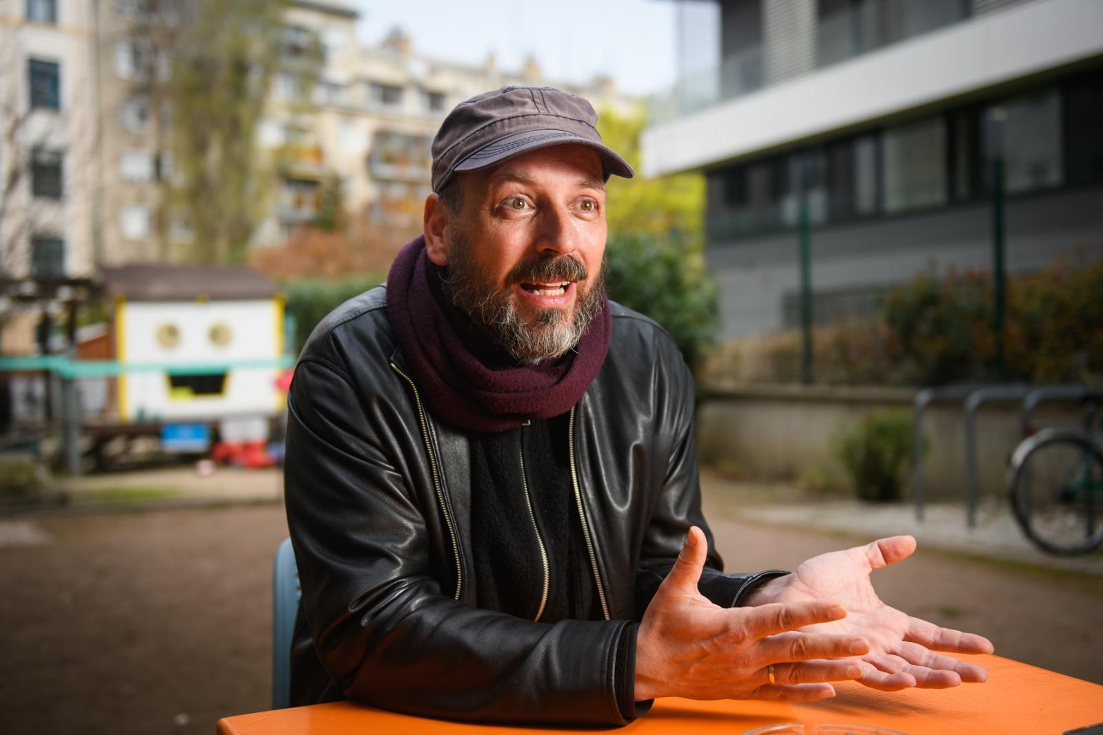 „Az egész magyar társadalom azt választotta, hogy enged a sötét erőknek, a gyávaságnak, a felelősséghárításnak”