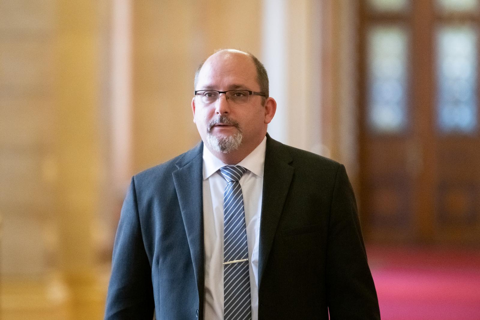 Csárdi Antal vitára hívta Bódis Krisztát, és azt ígérte, azonnal visszalép, ha a tiszás politikus meggyőzi őt