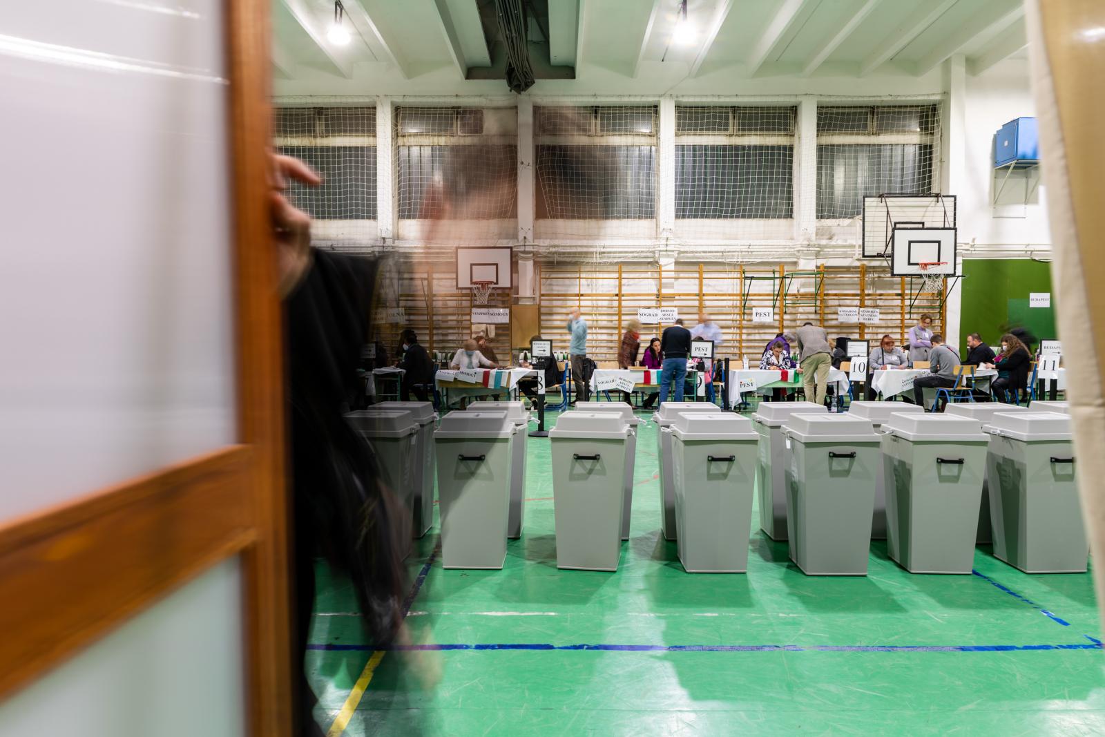 Több mint 224 ezren jelentkeztek át az áprilisi választáson