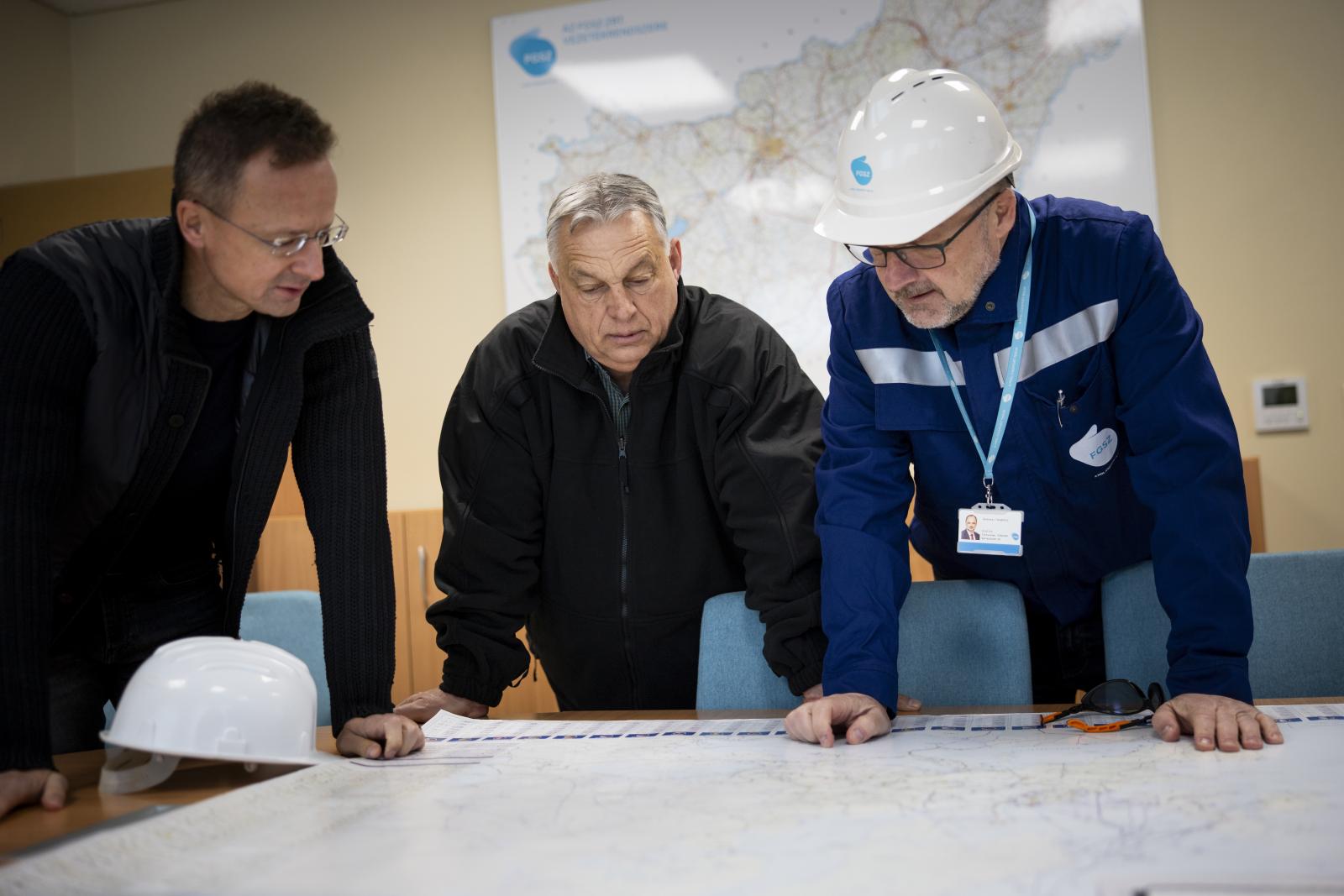 Török Áramlat: Egyre több a kérdőjel az állítólagos merényletkísérlet körül, már egy volt miniszterelnök is hamis zászlóról ír