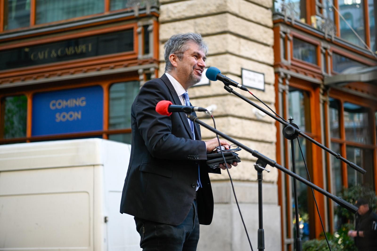 Hadházy Ákost nem keresték meg azzal kapcsolatban, vállalna-e korrupcióellenes tisztséget