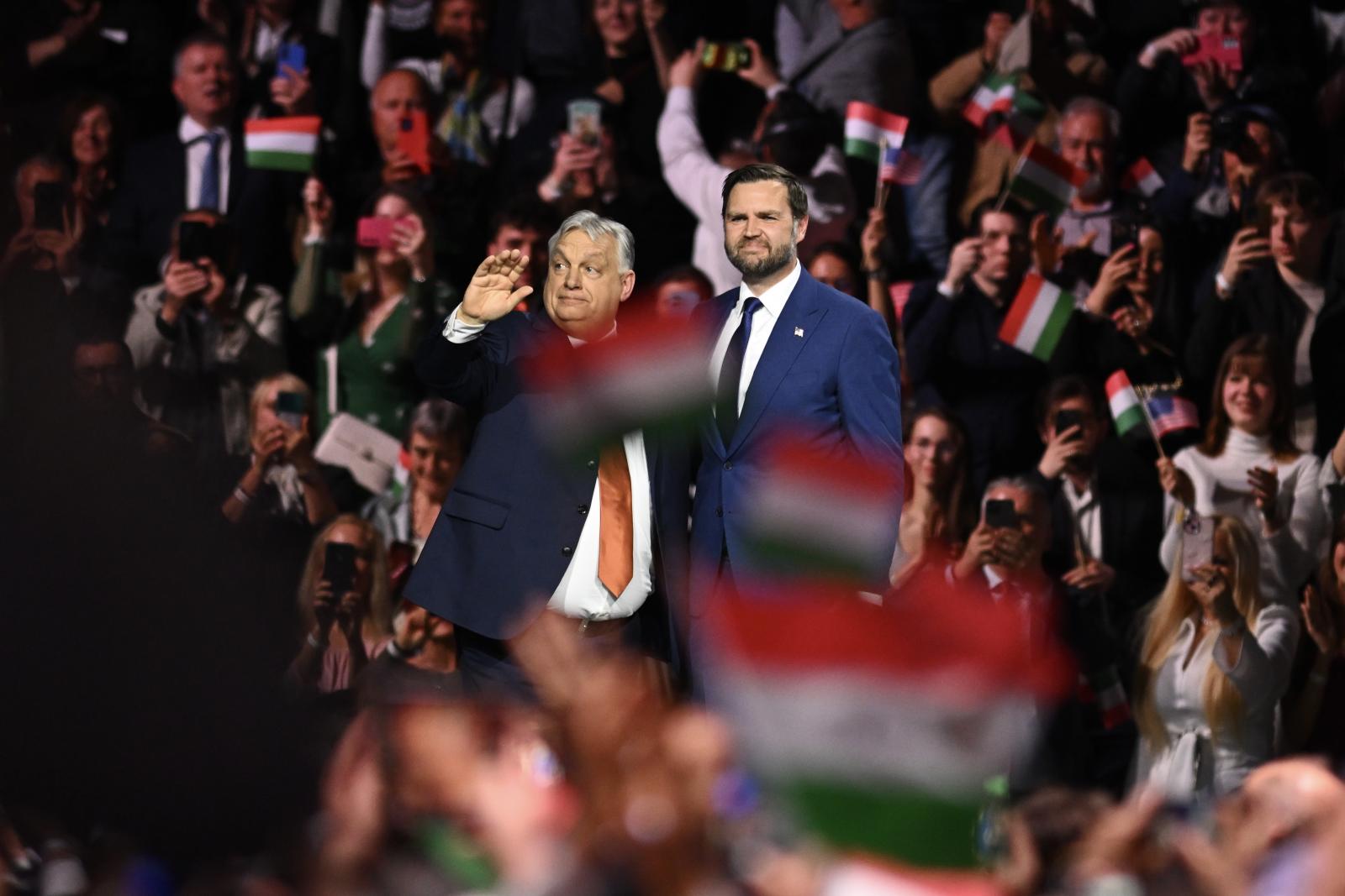 JD Vance csak Orbán Viktortól tudta meg, hogy Ukrajna be akar avatkozni a magyarországi parlamenti választásba