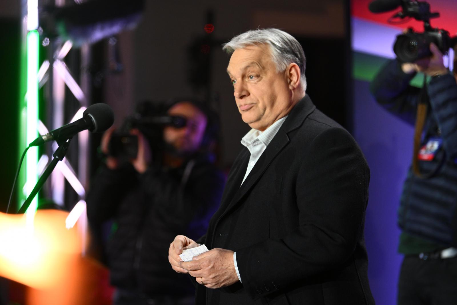 Orbán Viktor szerint szervezett kísérlet folyik arra, hogy káosszal megkérdőjelezzék a magyar emberek döntését