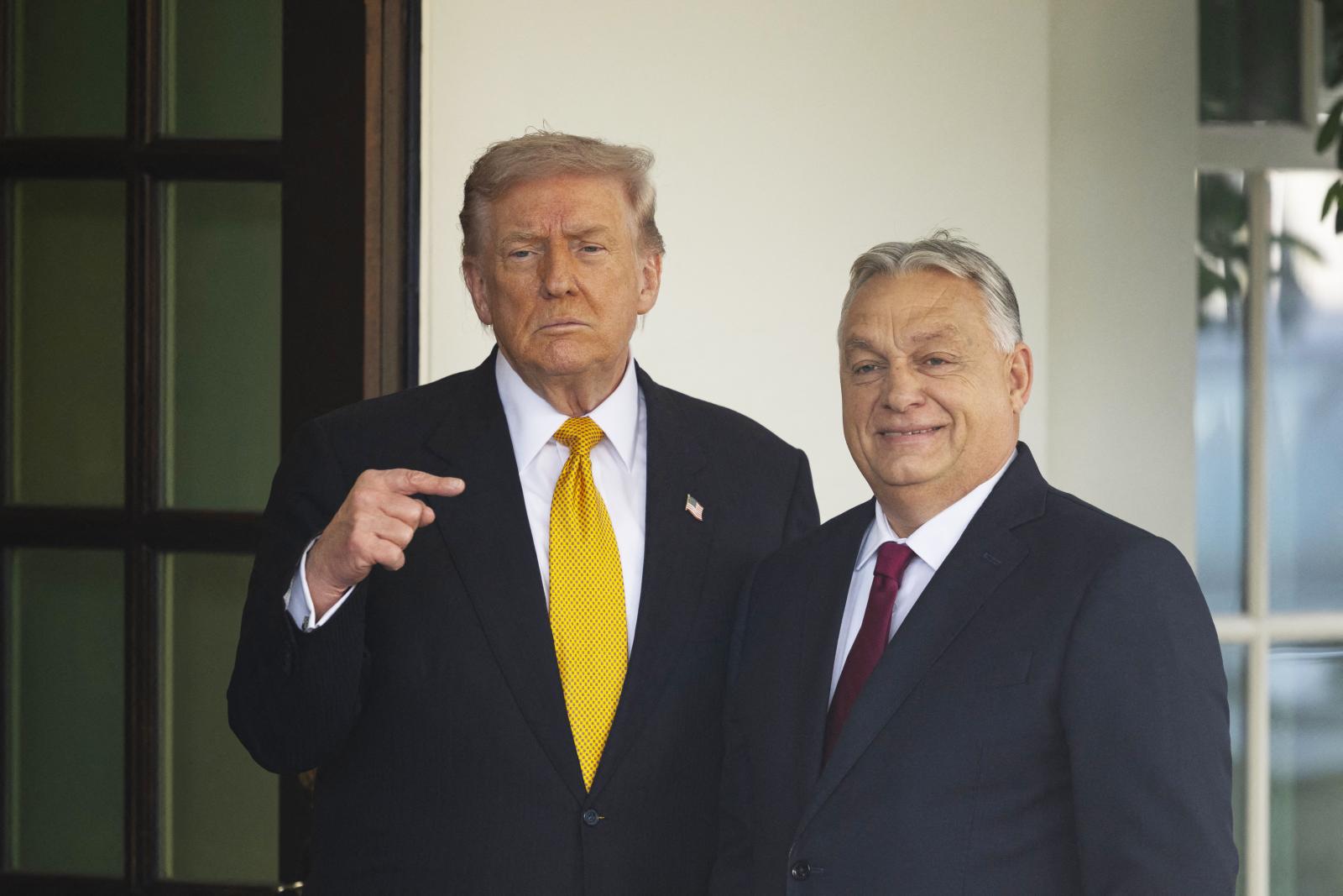 Donald Trump újra csupa nagybetűkkel üzente meg a magyaroknak, hogy szerinte Orbán Viktorra kell szavazni