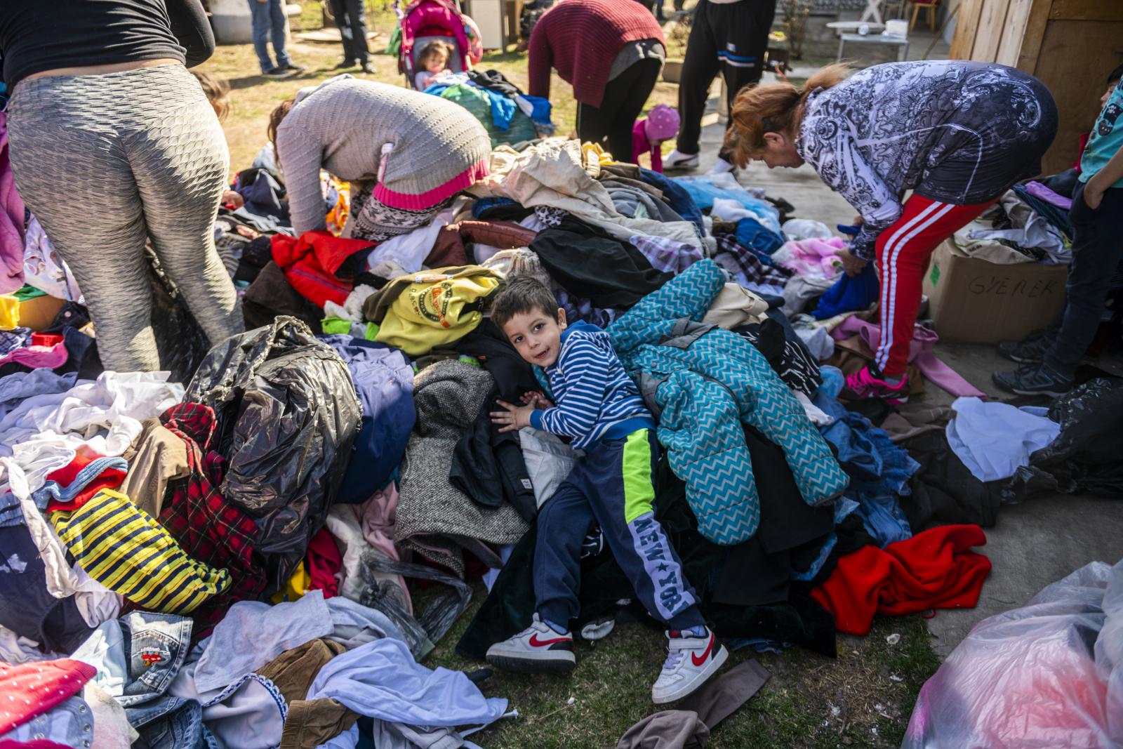 Tiszta Szavazás aktivistáinak egyik felvilágosító akciója Girincsen, 2022. március 26-án.