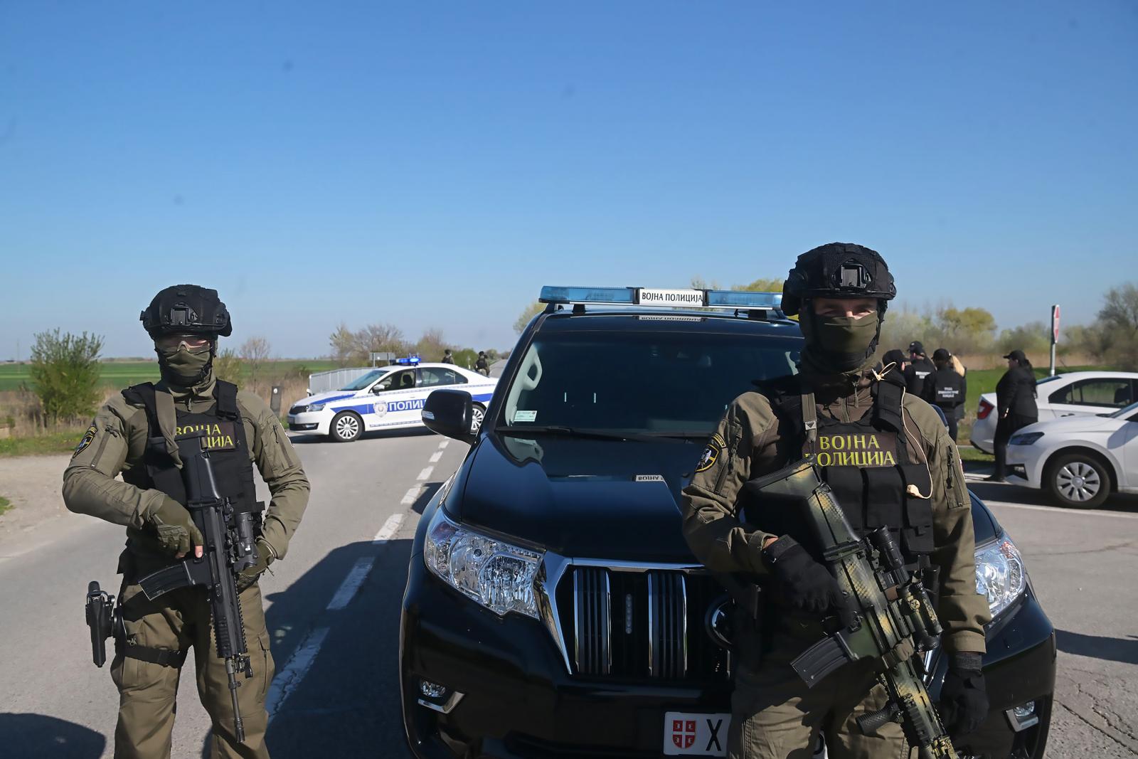 Elemzik a szerbiai gázvezetéknél talált hátizsákok tartalmát