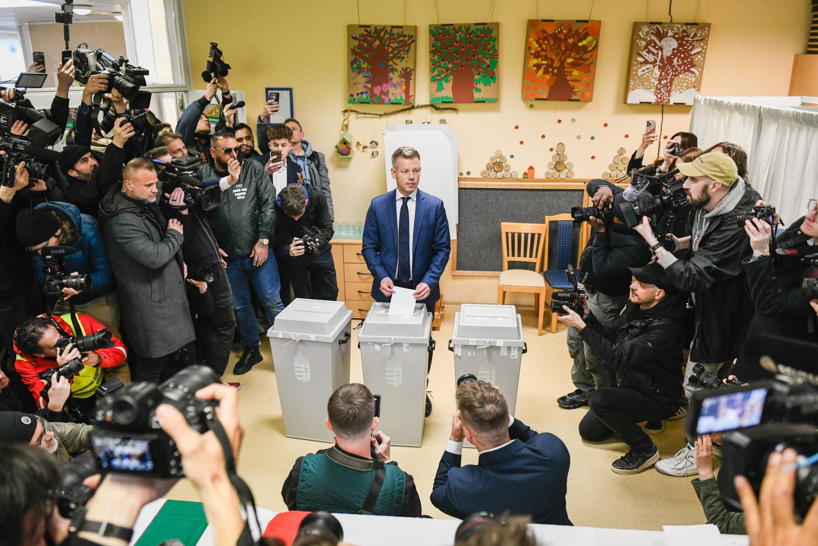 Kilőtt Magyar Péter a Polymarketen, a fogadók négyötöde a Tisza Párt győzelmét jósolja