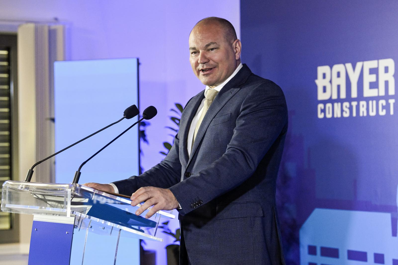 Tiborcz István üzlettársa levélben szólítja fel a cége munkatársait, hogy szavazzanak a Fideszre