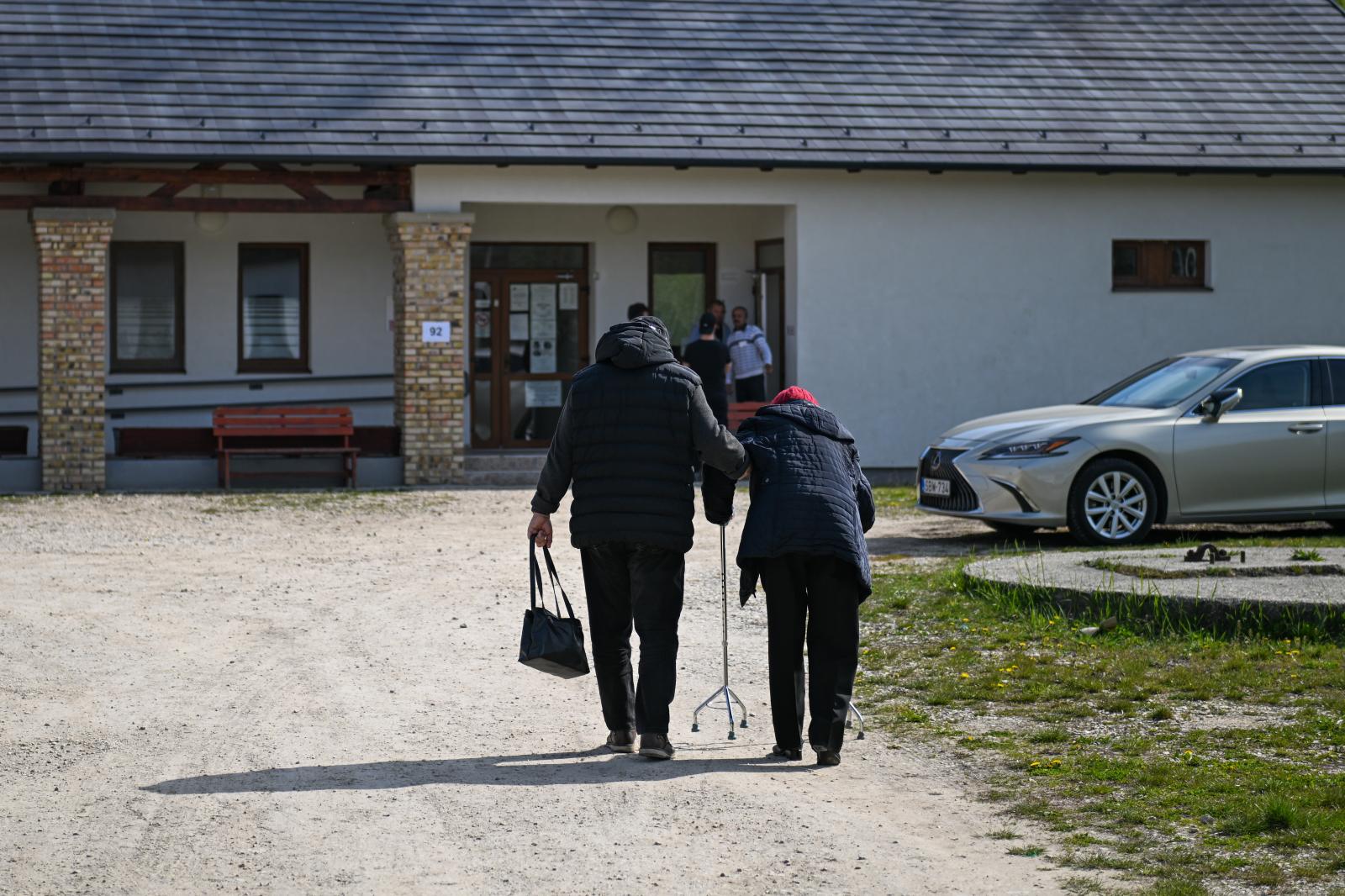 Lyukó-völgy, április 12. 