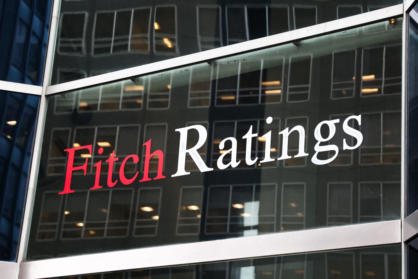 Fitch Ratings: Jelentős gazdasági kihívásokkal kell szembenéznie az új magyar kormánynak