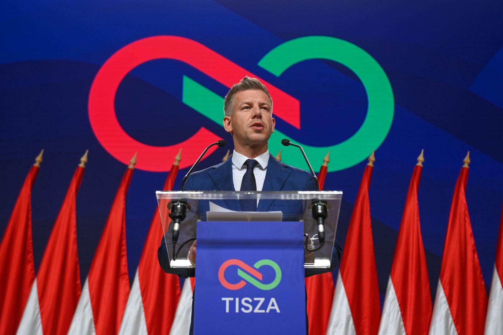 Magyar Péter szerda reggel bemegy és interjút ad az M1-nek és a Kossuth Rádiónak