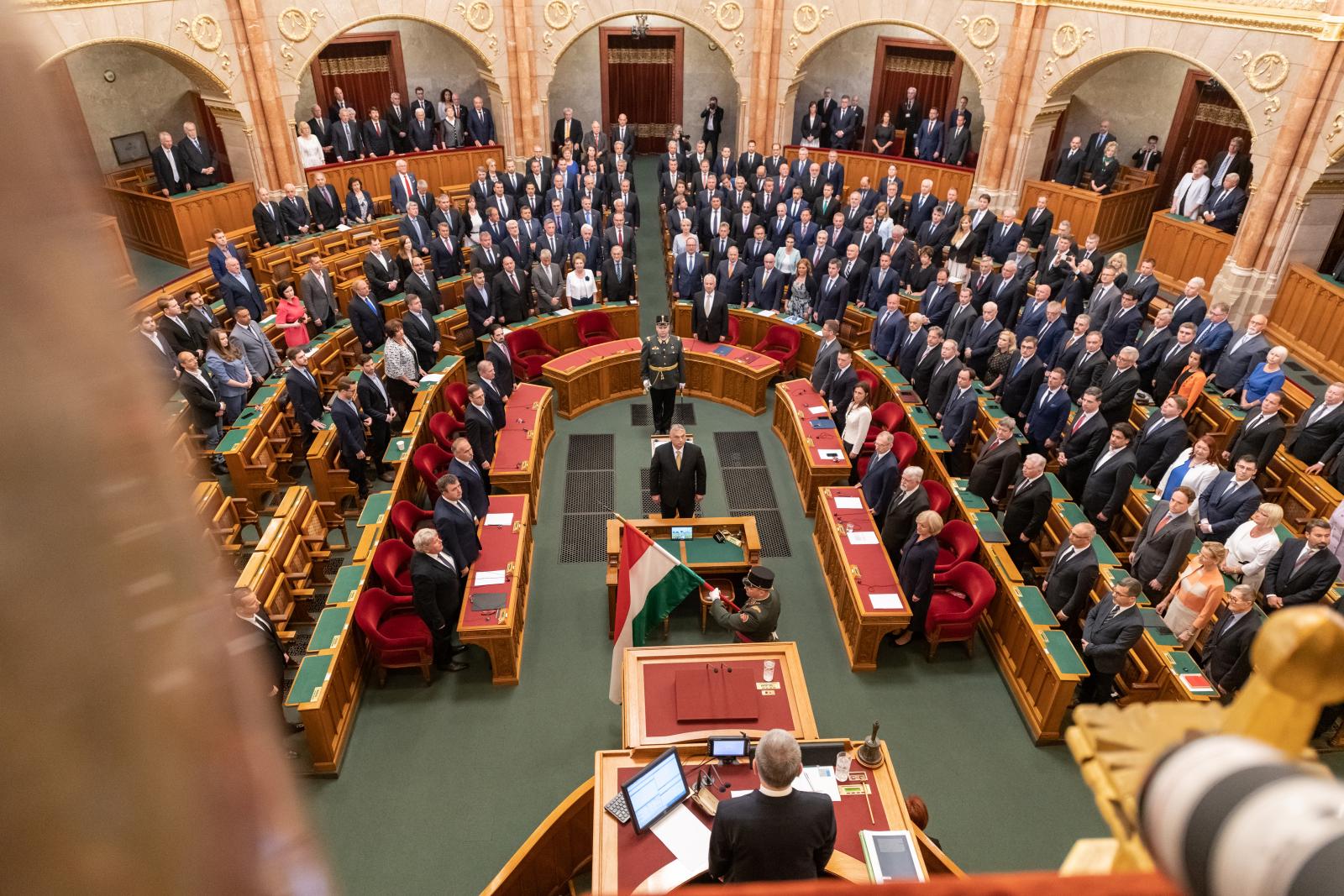 Így lesz miniszterelnök Magyar Péterből