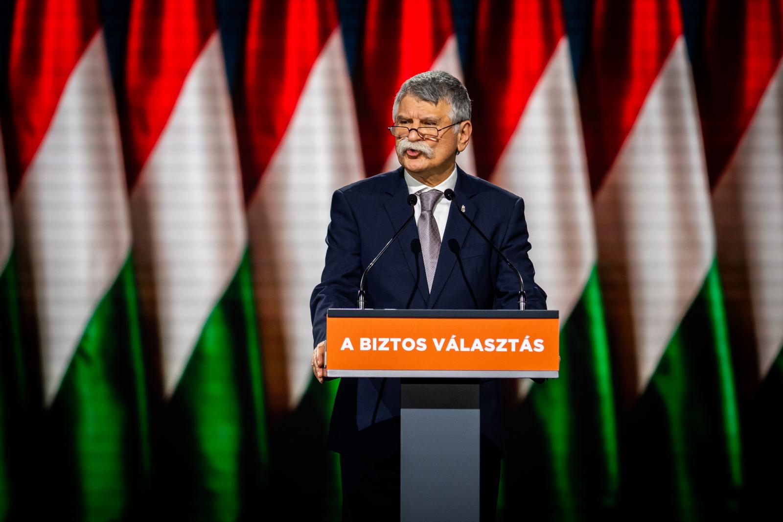 Kövér László: A Tisza Párt előtt semmiféle alkotmányos korlát nincsen, hogy a legvadabb rémálmaink szerinti alakzatba hozza Magyarországot