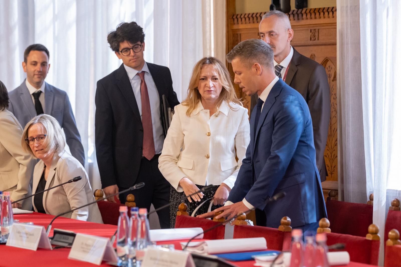 Magyar Péter bejelentette, Bujdosó Andreát javasolja a Tisza-frakció vezetésére