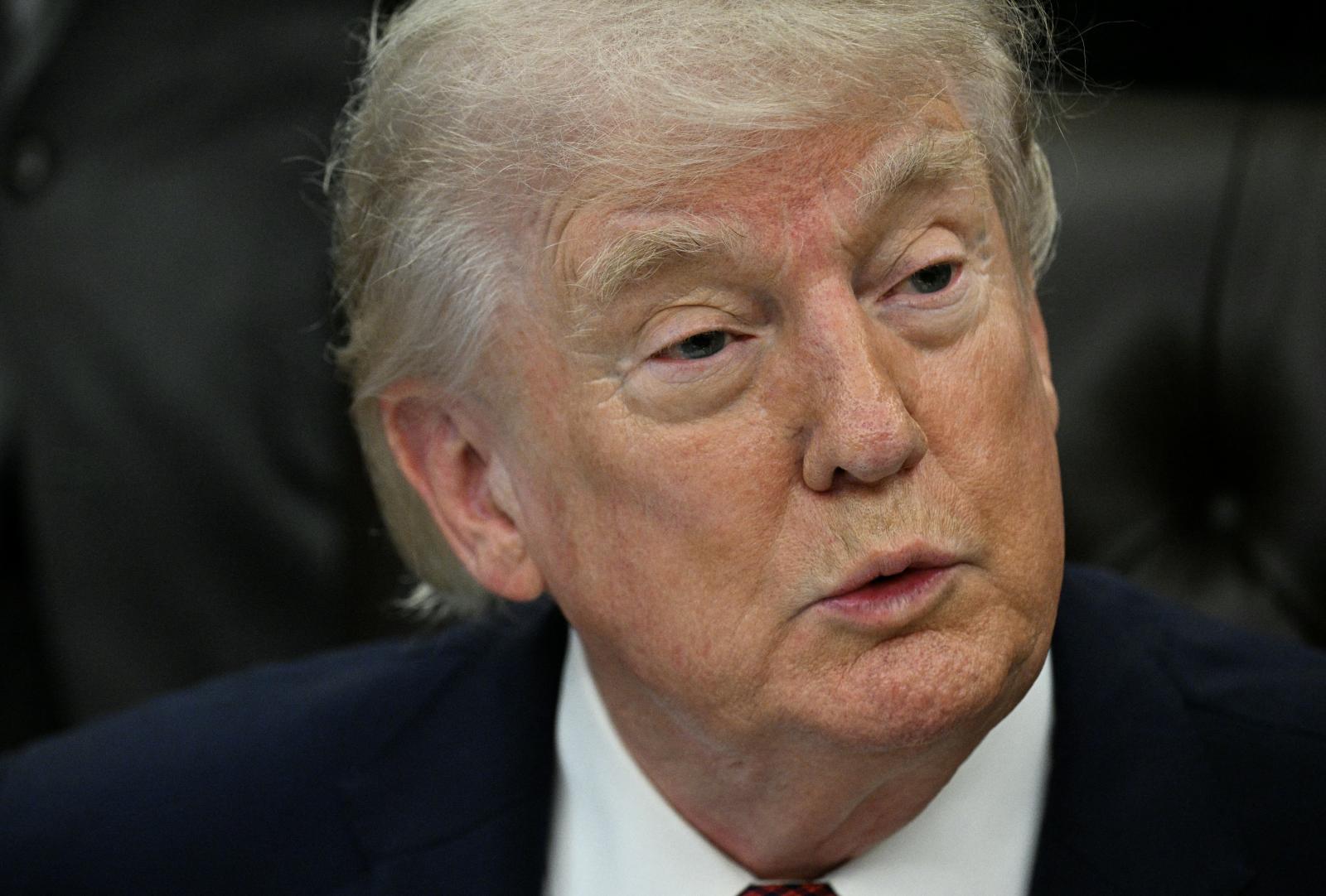 Az amerikai haditengerészet lefoglalt egy iráni teherhajót, a teheráni vezetés válaszlépéseket ígér