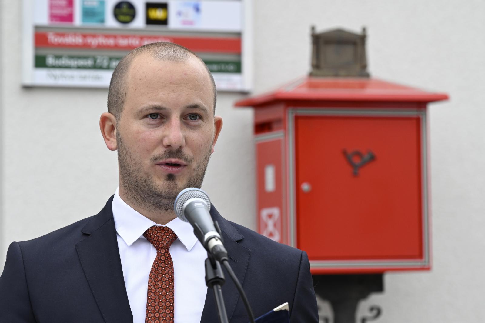 Továbbra is ellátja teendőit Halásztelek polgármestere, de a települést négy hónapig nem hagyhatja el