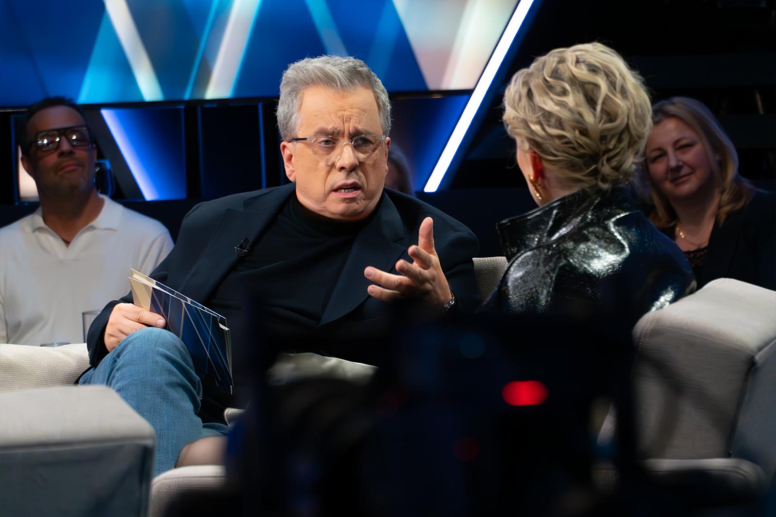 Nem valószínű, hogy Friderikusz Sándort a nagy ihlet kólintotta fejbe, mikor kitalálta az RTL számára új műsorát