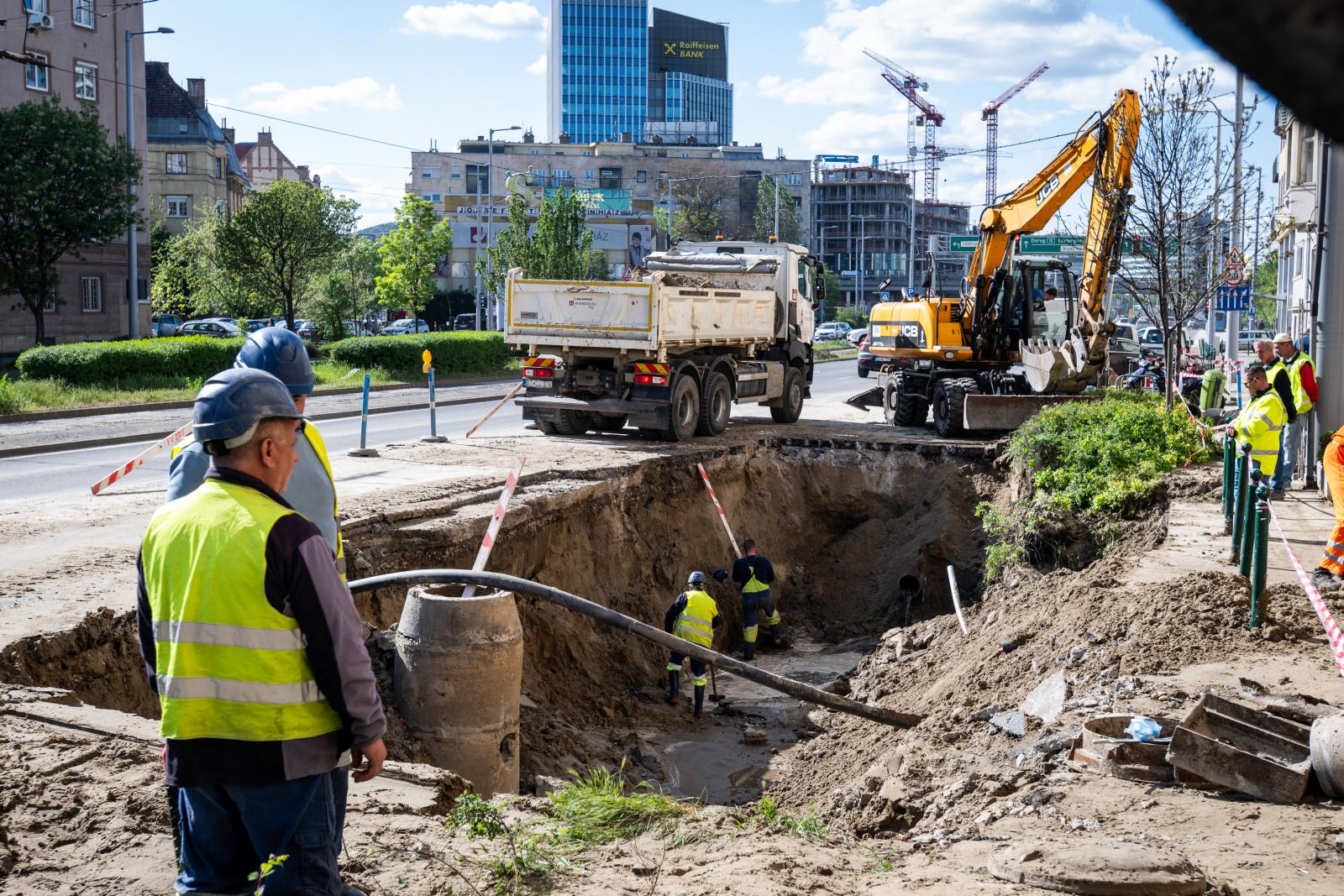 Soha nem látott megértéssel fogadta a főváros érveit a MÁK, 60 nappal elhalasztotta az áprilisi szolidaritási részlet inkasszóját