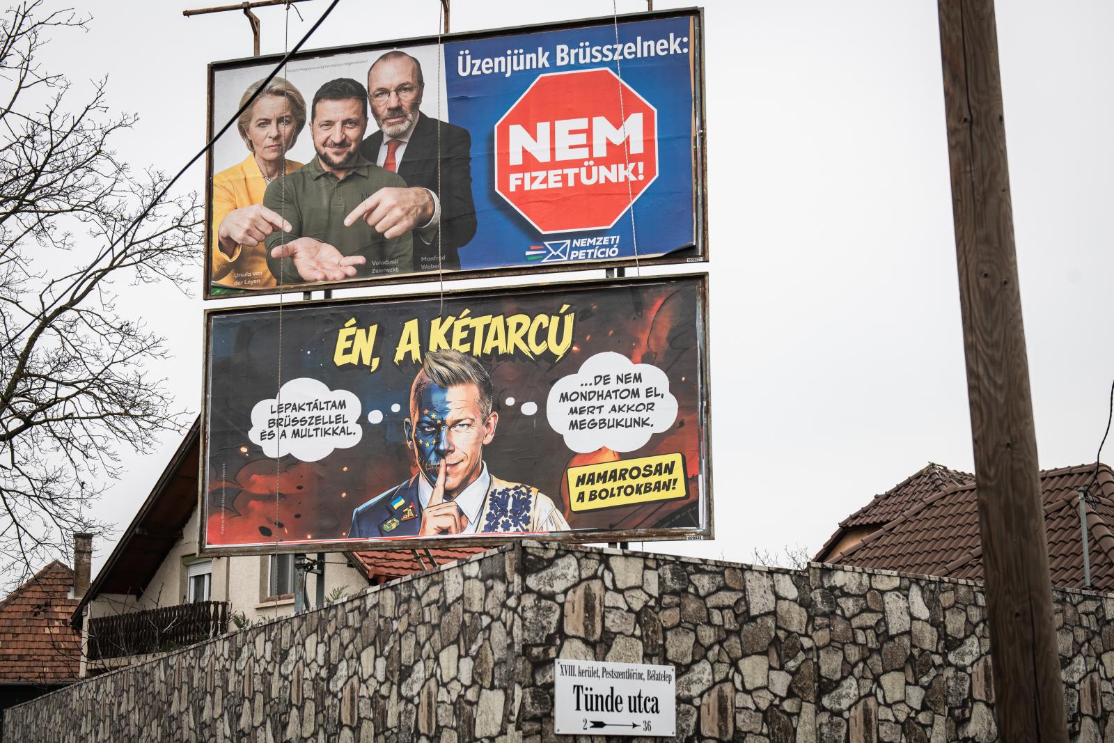 Pert indított az Erste a Magyar Péter lejáratását célzó képregény miatt