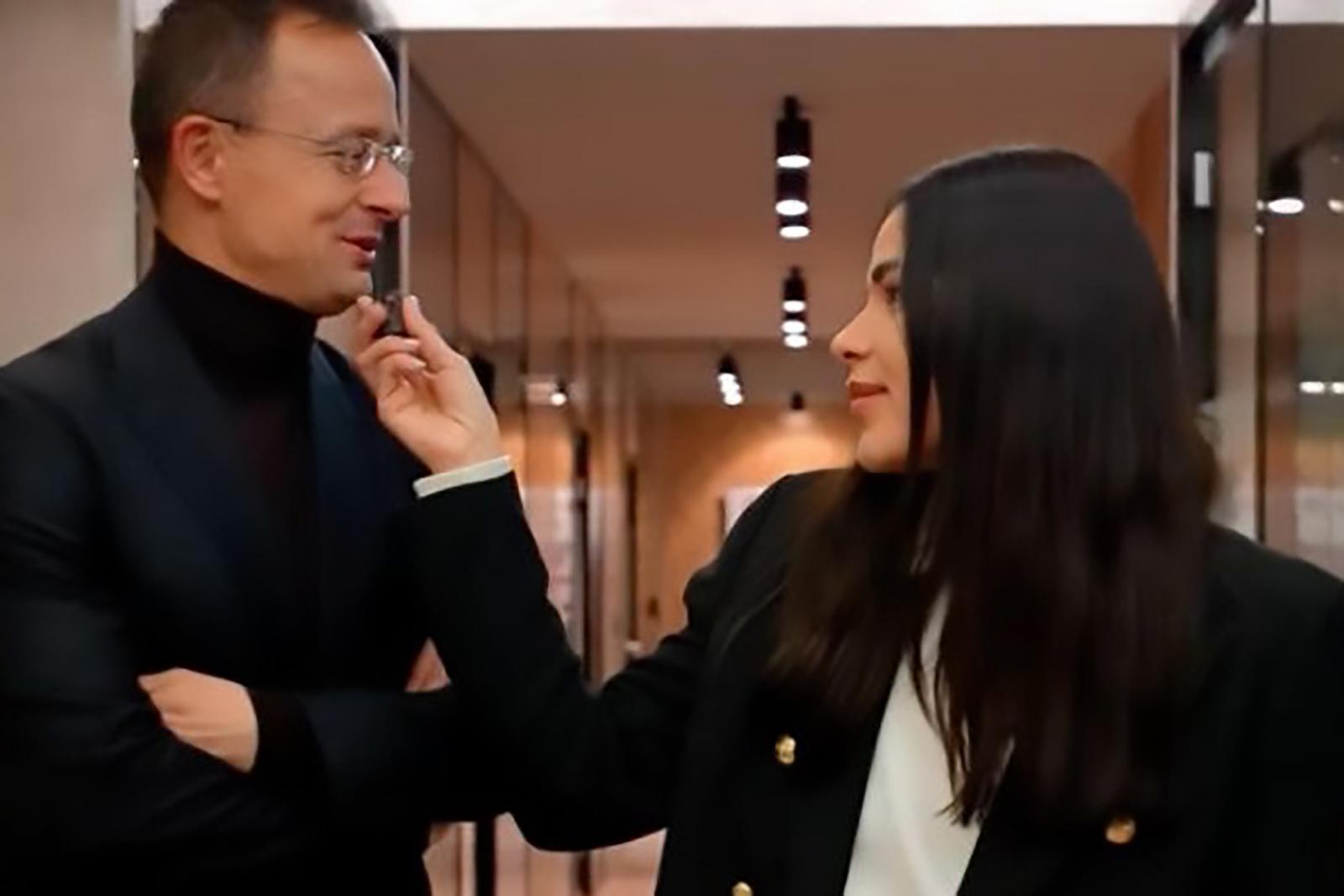 Gáspár Evelin is leköszön, hálás Istennek, hogy Szijjártó Péterrel dolgozhatott