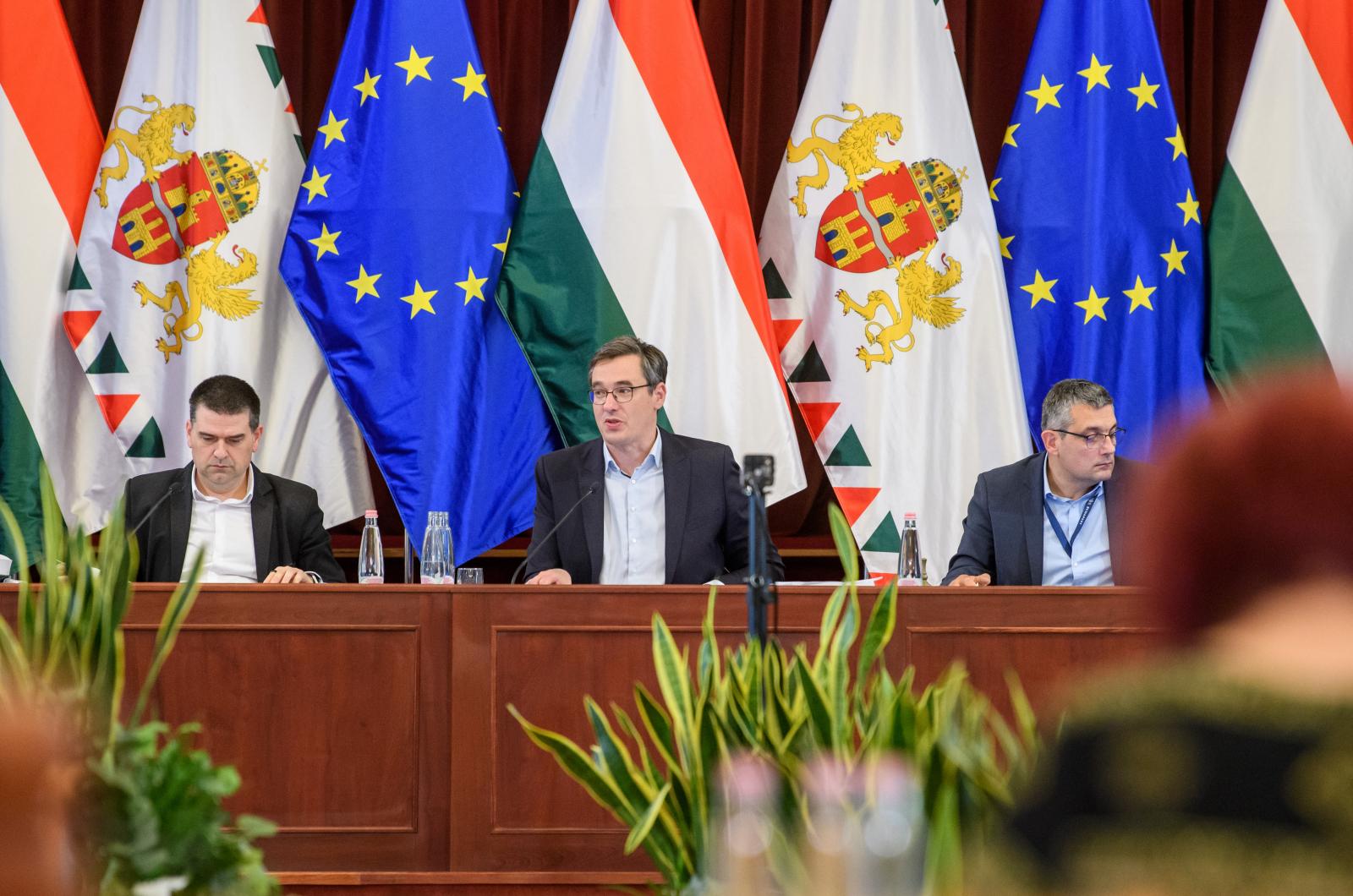 Szolidaritási adó: 175 milliárd forint plusz kamatok a tét, Orbán Viktor bukott kormánya helyett Magyar Péteré fizethet Budapestnek