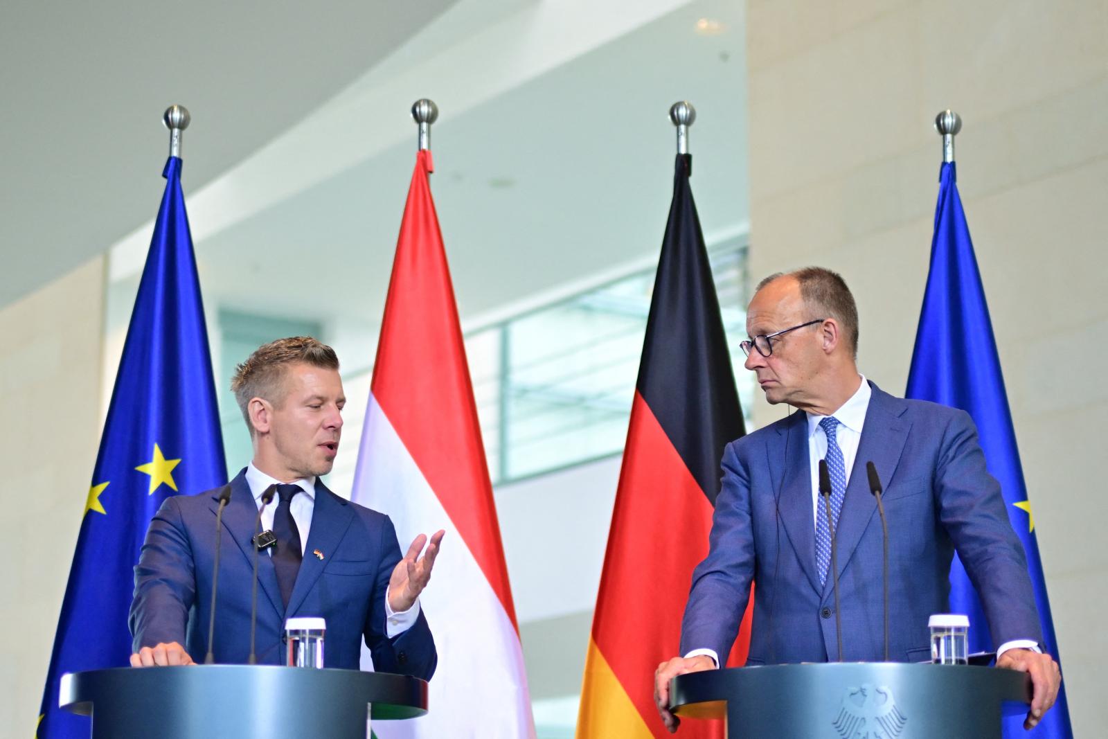 Magyar Péter és Friedrich Merz Berlinben június 2-án