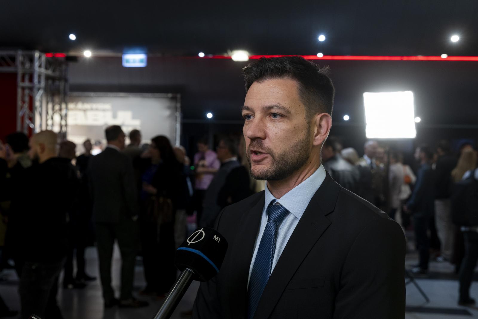Hadházy Ákos: A hírhamisító Papp Dániel esetében aligha úszható meg a hűtlen kezelés vádja
