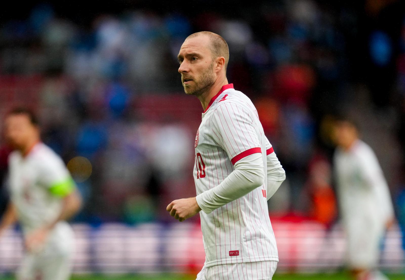 Újra összeesett a pályán a dán válogatott Christian Eriksen
