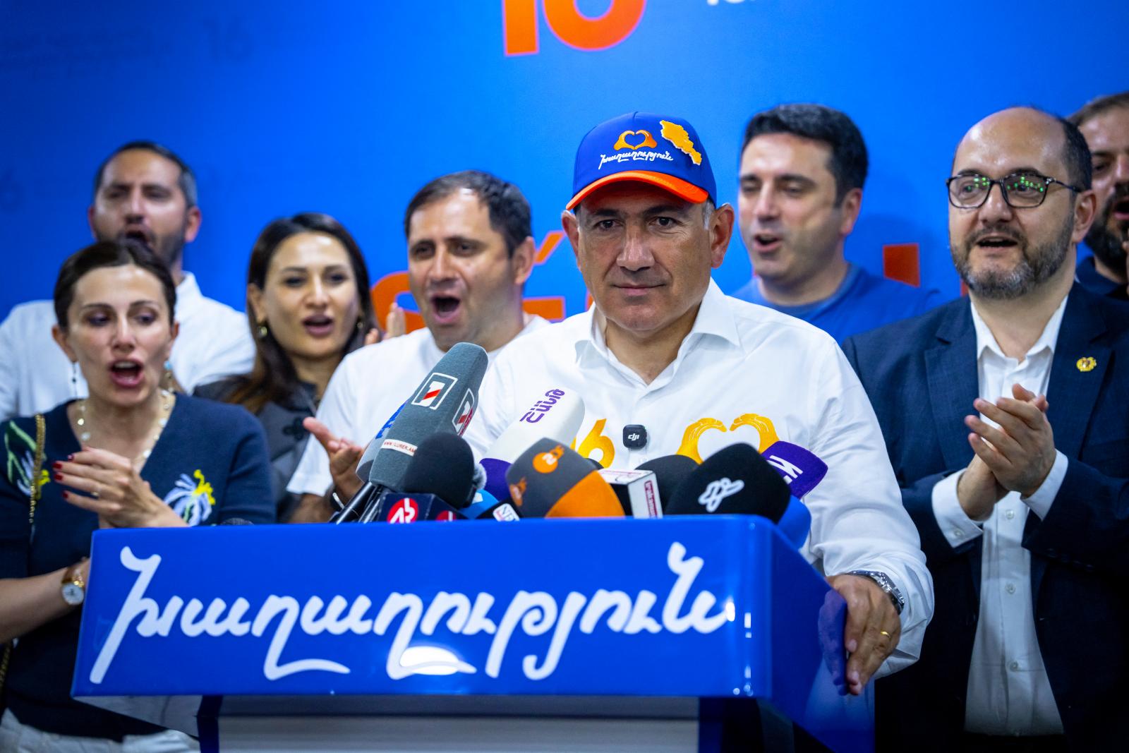Örményországban a Nyugat-barát Polgári Egyezség pártja nyerte a választást