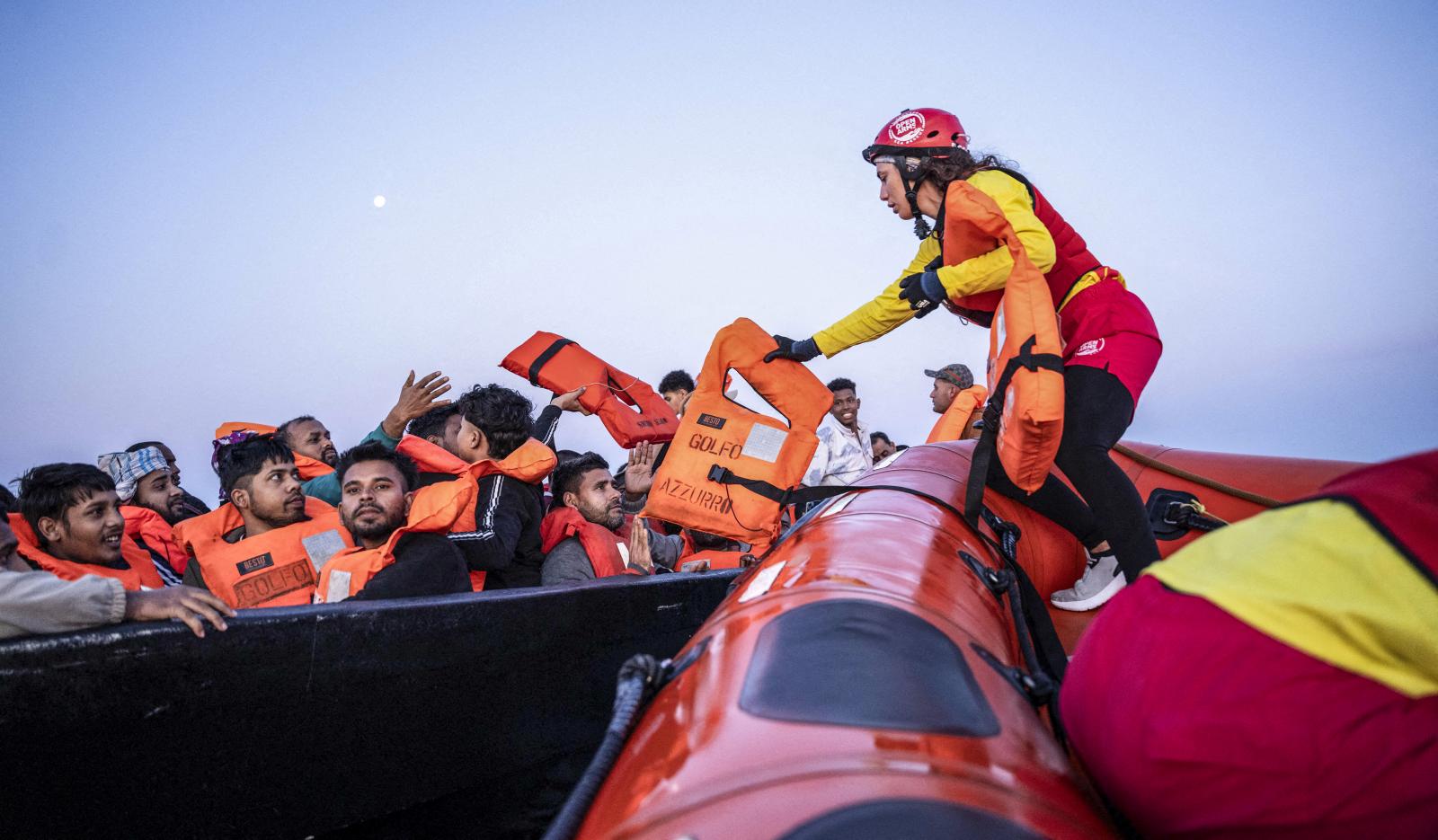Pénteken lép életbe az EU migrációs paktuma, Magyarország nehéz helyzetbe fog kerülni