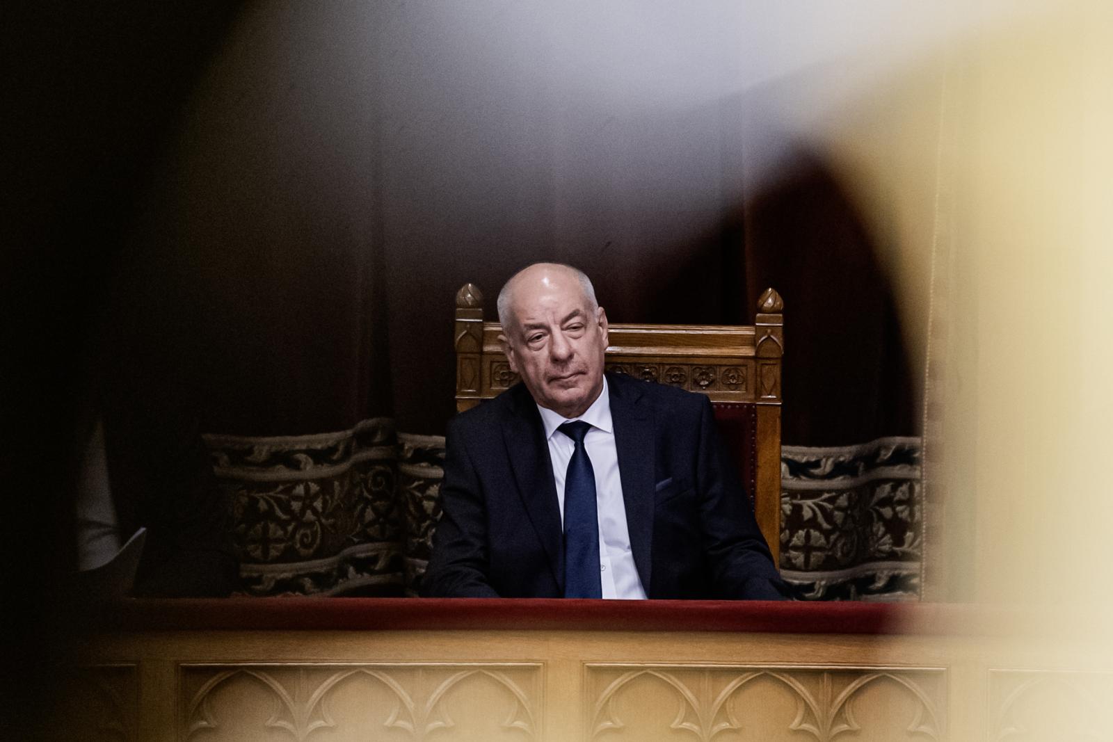 „Sulyok Tamás csak az időt húzza Orbán Viktor kedvéért, ezt az Alkotmánybíróság döntései olyanok, mintha egy bűnözőt kérdeznénk, mire ítélné magát”