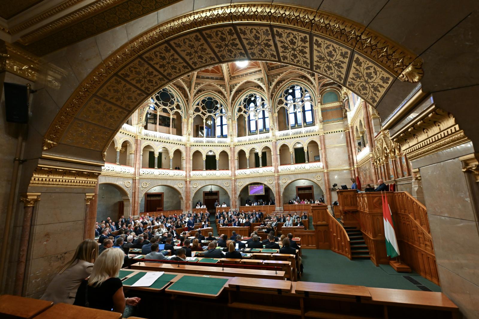 Jön az Országgyűlés rendkívüli ülése, az uniós pénzek hazahozatalához szükséges javaslat is téma lesz