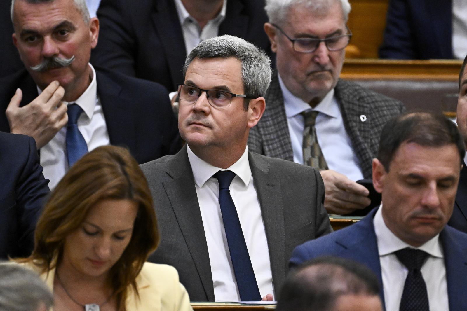 Takács Péter szerint Magyar Péter állítólag durván és lekezelően bánik az igazságügyi miniszterrel